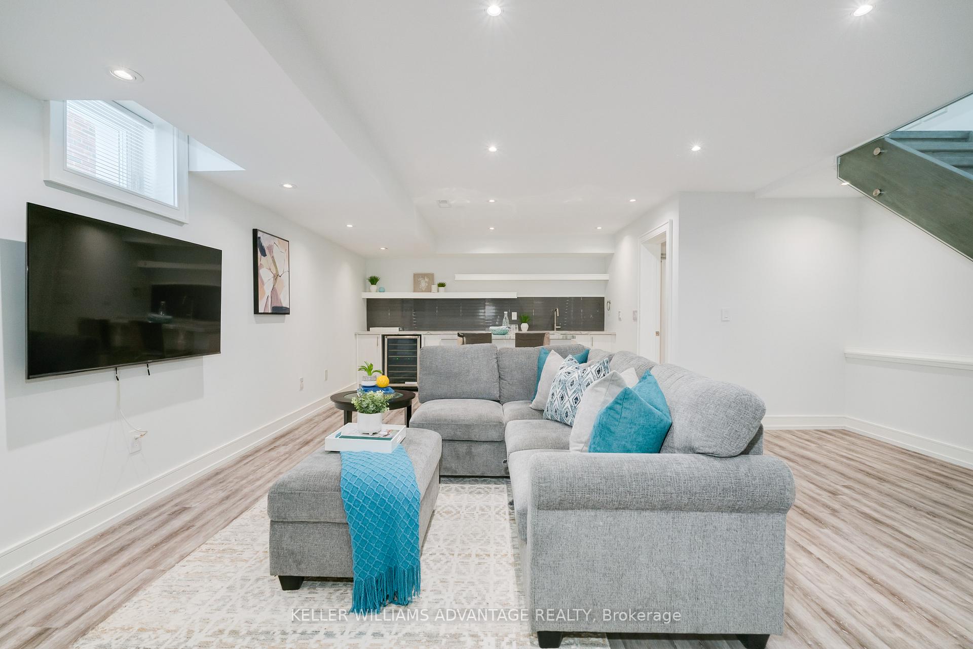 Photo 36 of 18 Mckayfield Road, Toronto, Danforth Village-East York — HOMEH