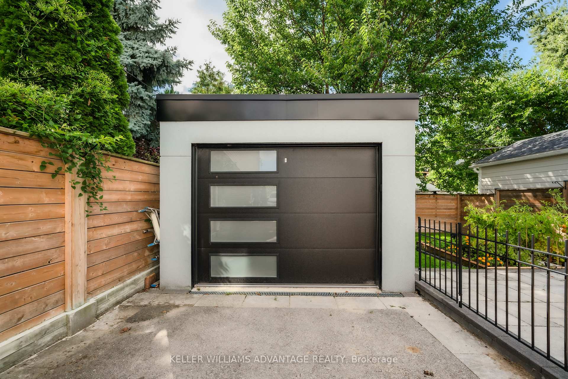 Photo 49 of 18 Mckayfield Road, Toronto, Danforth Village-East York — HOMEH
