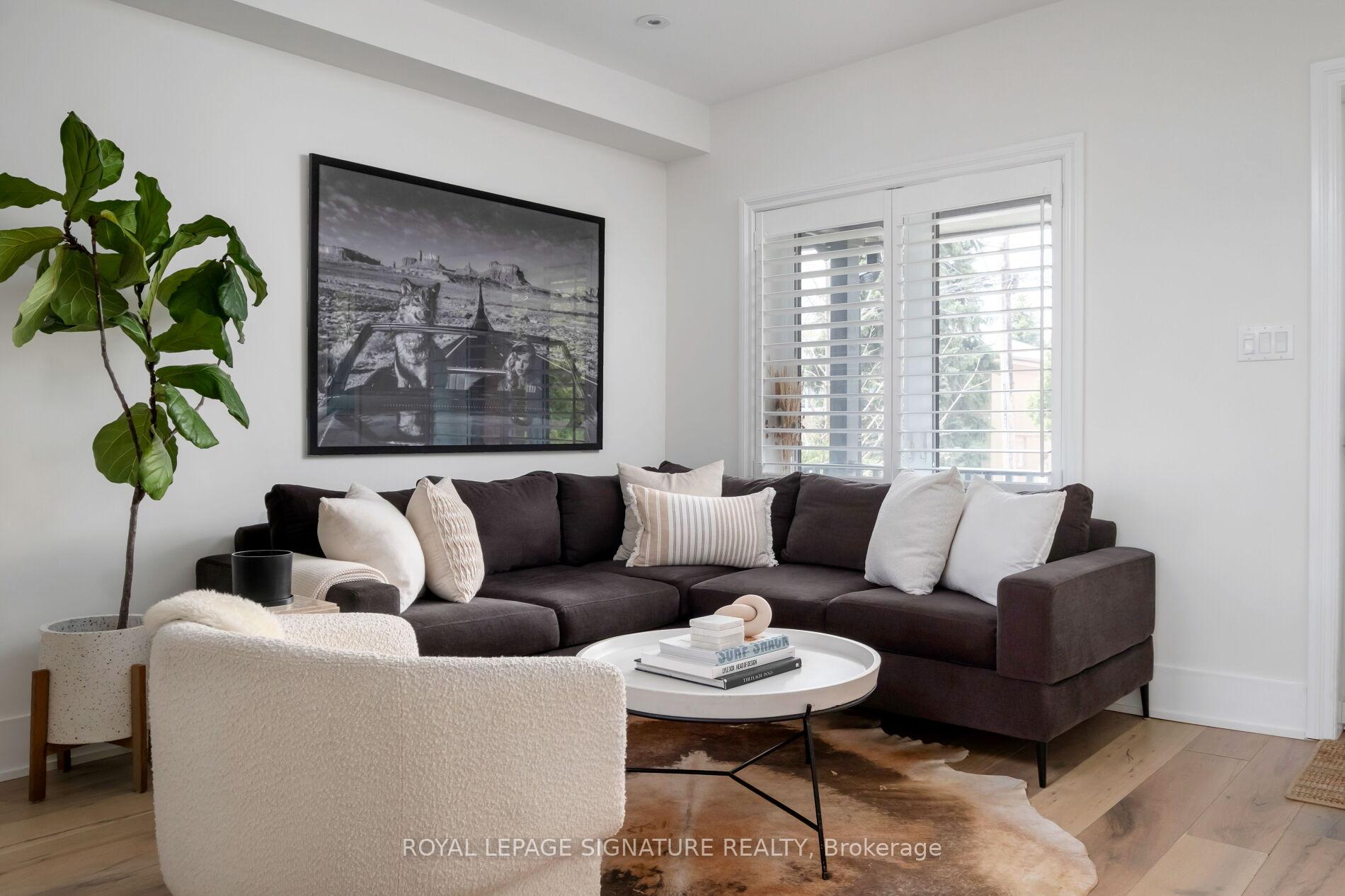 Photo 2 of 445 Ashdale Avenue, Toronto, Greenwood-Coxwell — HOMEH