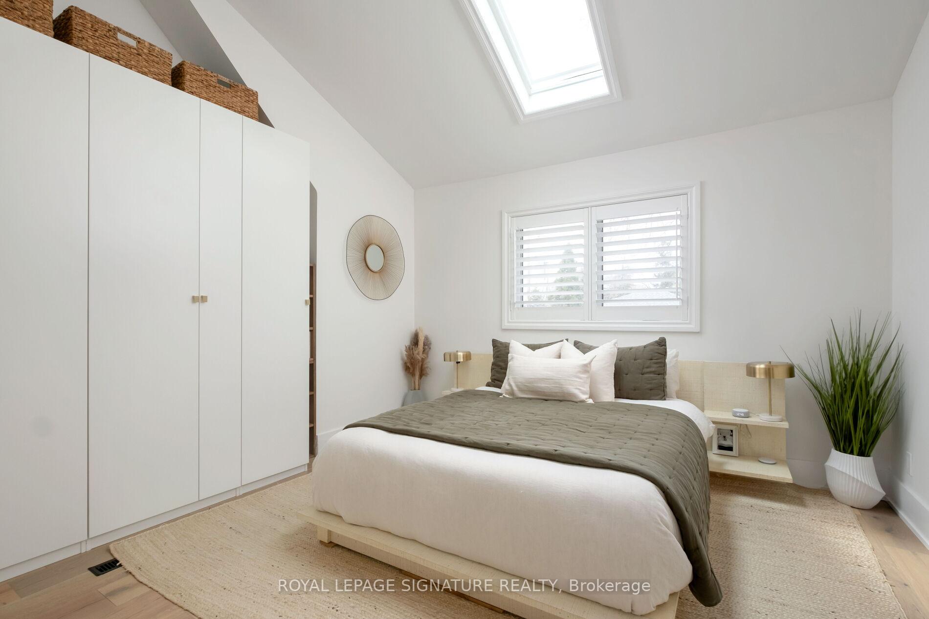 Photo 15 of 445 Ashdale Avenue, Toronto, Greenwood-Coxwell — HOMEH