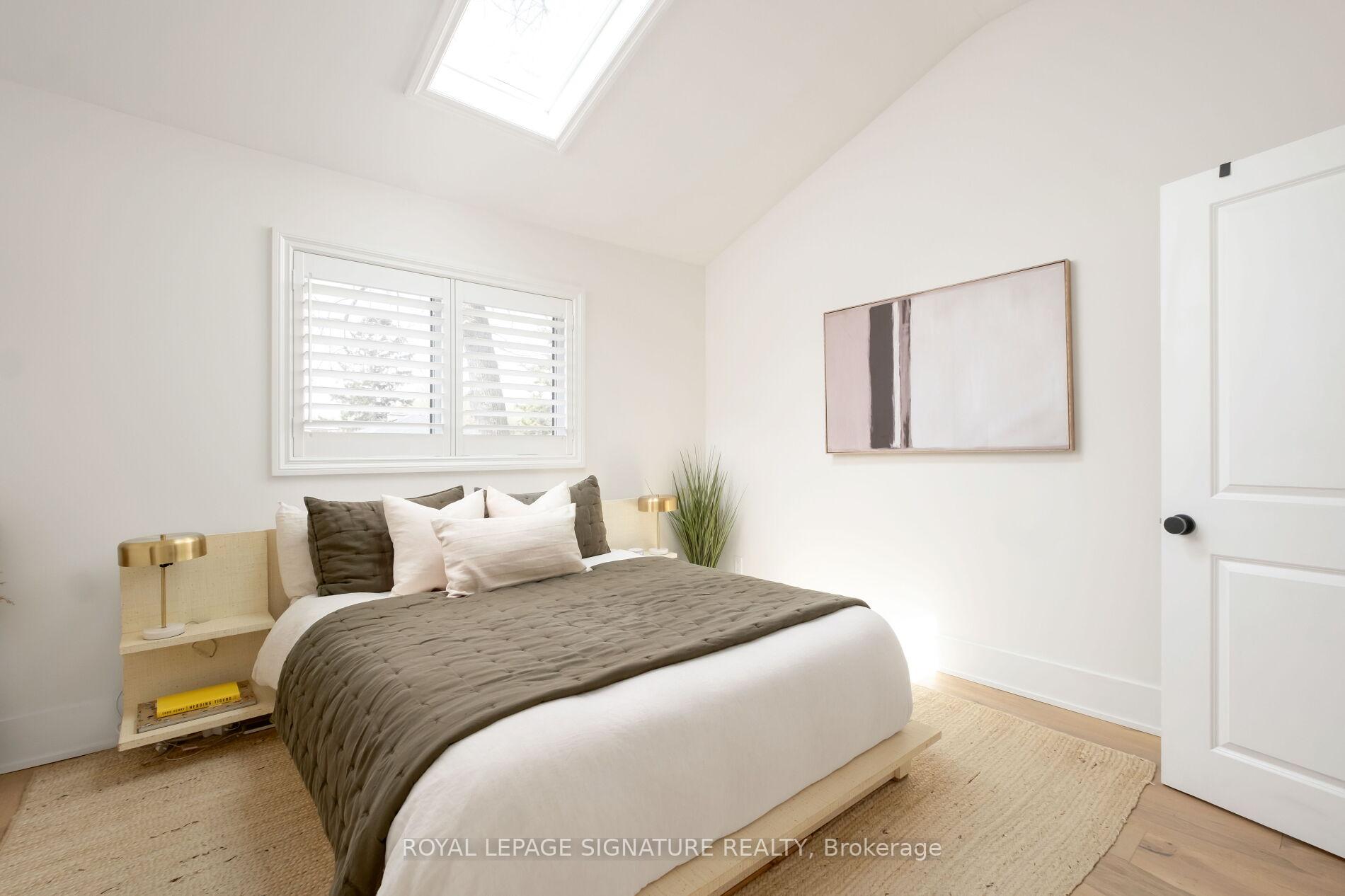 Photo 16 of 445 Ashdale Avenue, Toronto, Greenwood-Coxwell — HOMEH