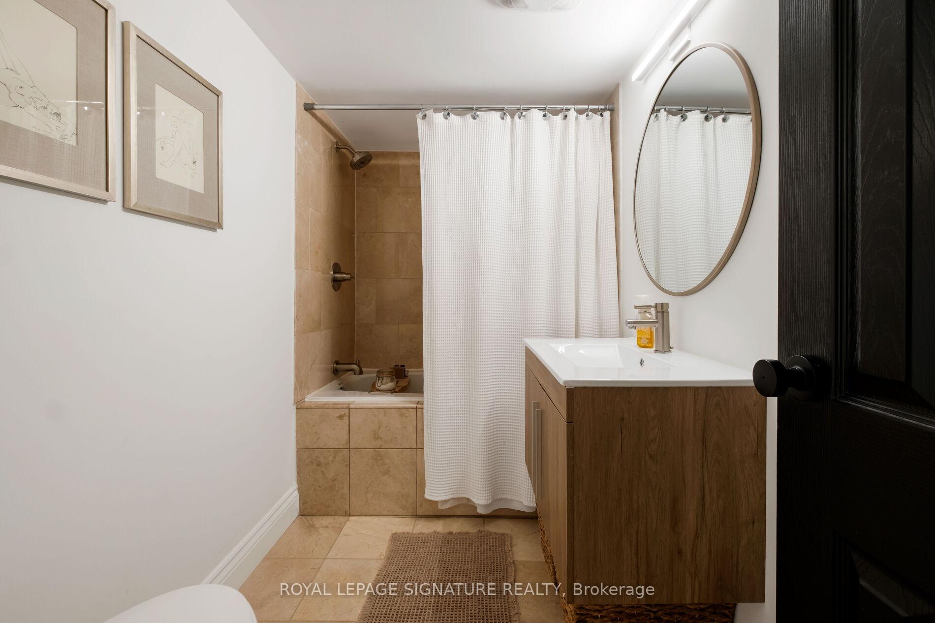 Photo 29 of 445 Ashdale Avenue, Toronto, Greenwood-Coxwell — HOMEH