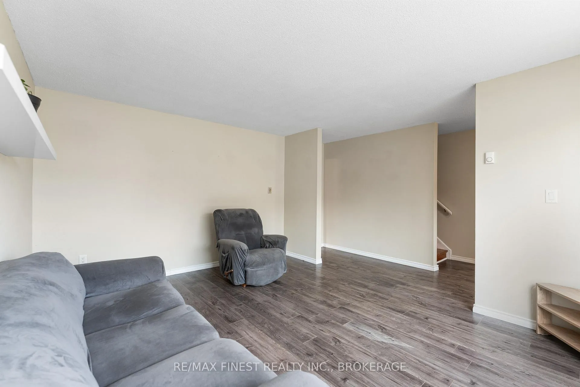 Photo 8 of Unit 72, 2 Rosemund Crescent, Kingston, West of Sir John A. Blvd — HOMEH