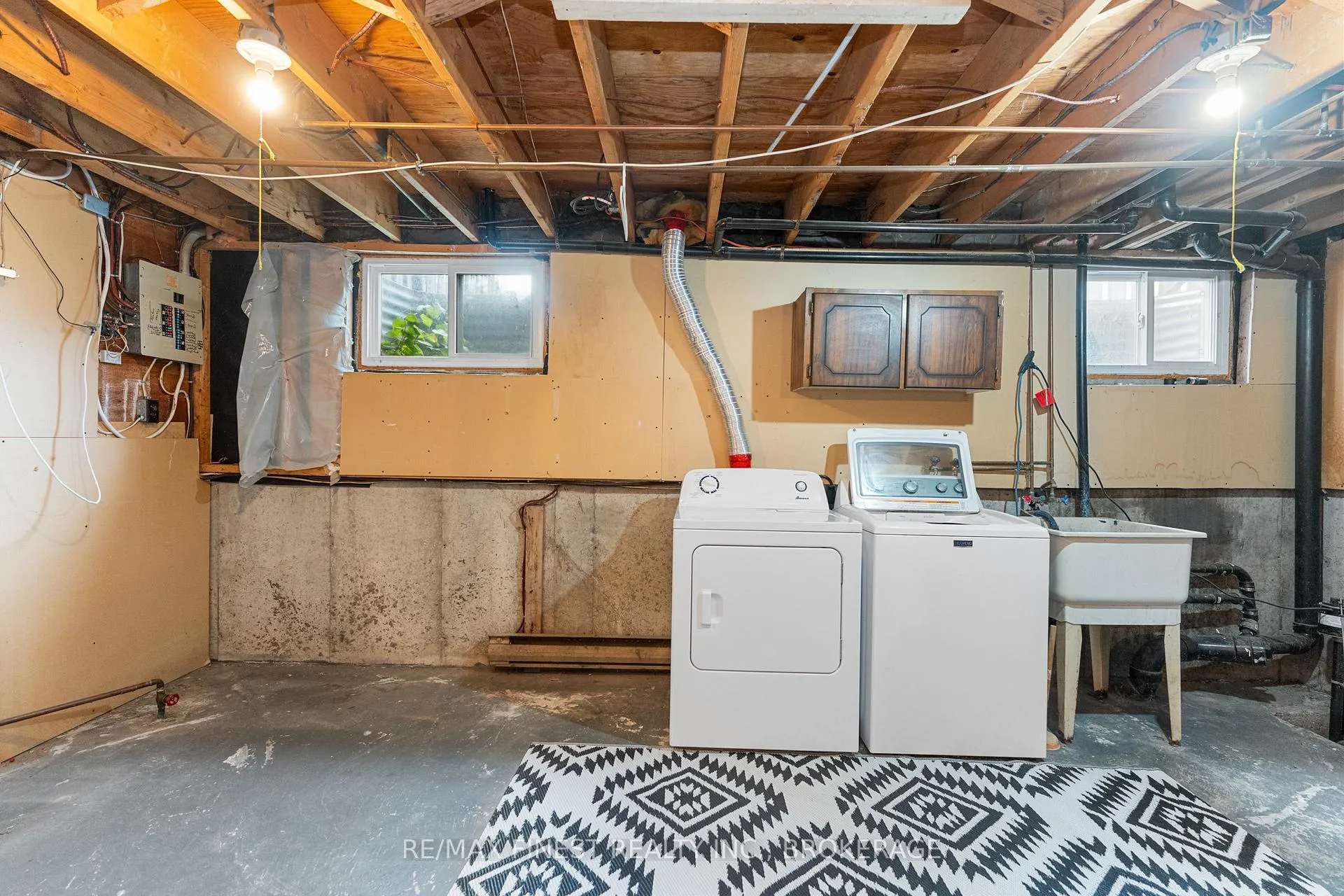 Photo 38 of Unit 72, 2 Rosemund Crescent, Kingston, West of Sir John A. Blvd — HOMEH