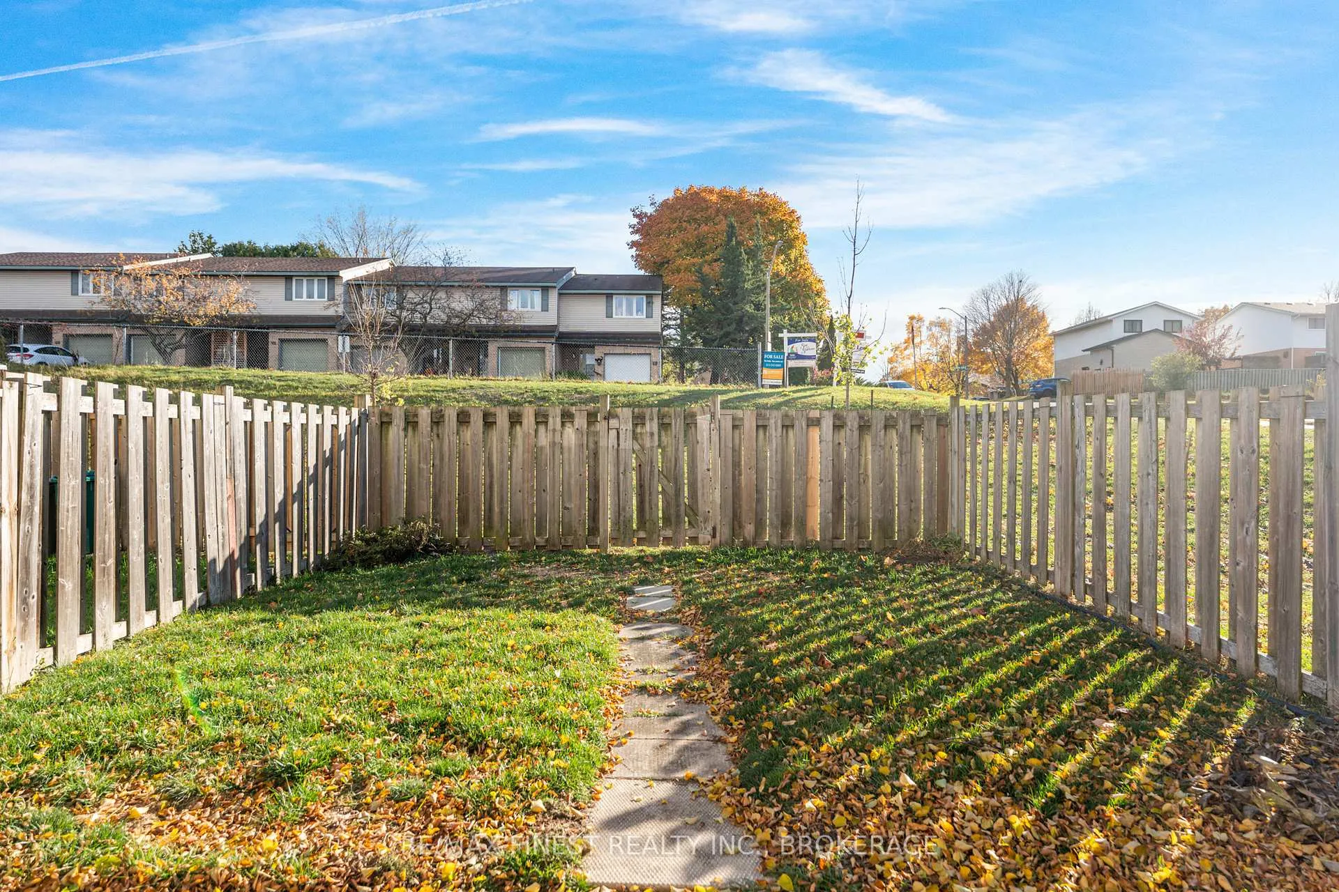 Photo 43 of Unit 72, 2 Rosemund Crescent, Kingston, West of Sir John A. Blvd — HOMEH