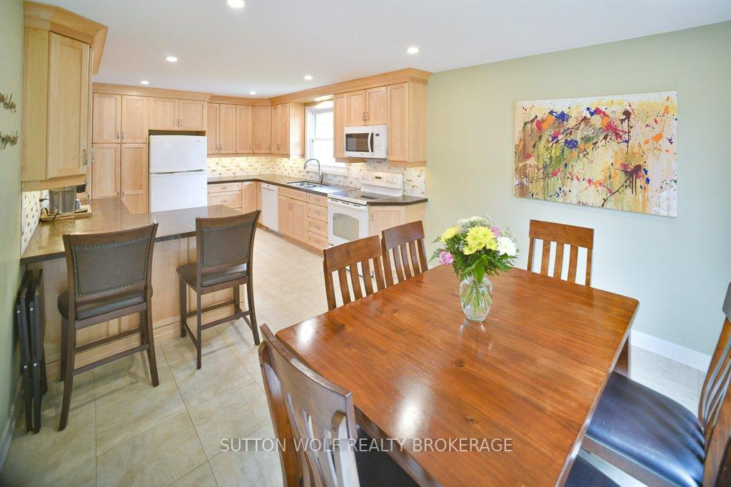 Photo 11 of 234 Riverview Drive, Strathroy-Caradoc, NE — HOMEH