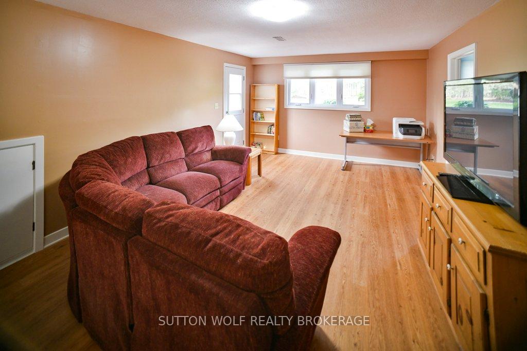 Photo 18 of 234 Riverview Drive, Strathroy-Caradoc, NE — HOMEH