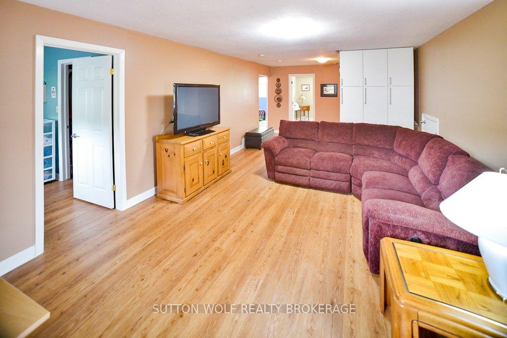 Photo 19 of 234 Riverview Drive, Strathroy-Caradoc, NE — HOMEH