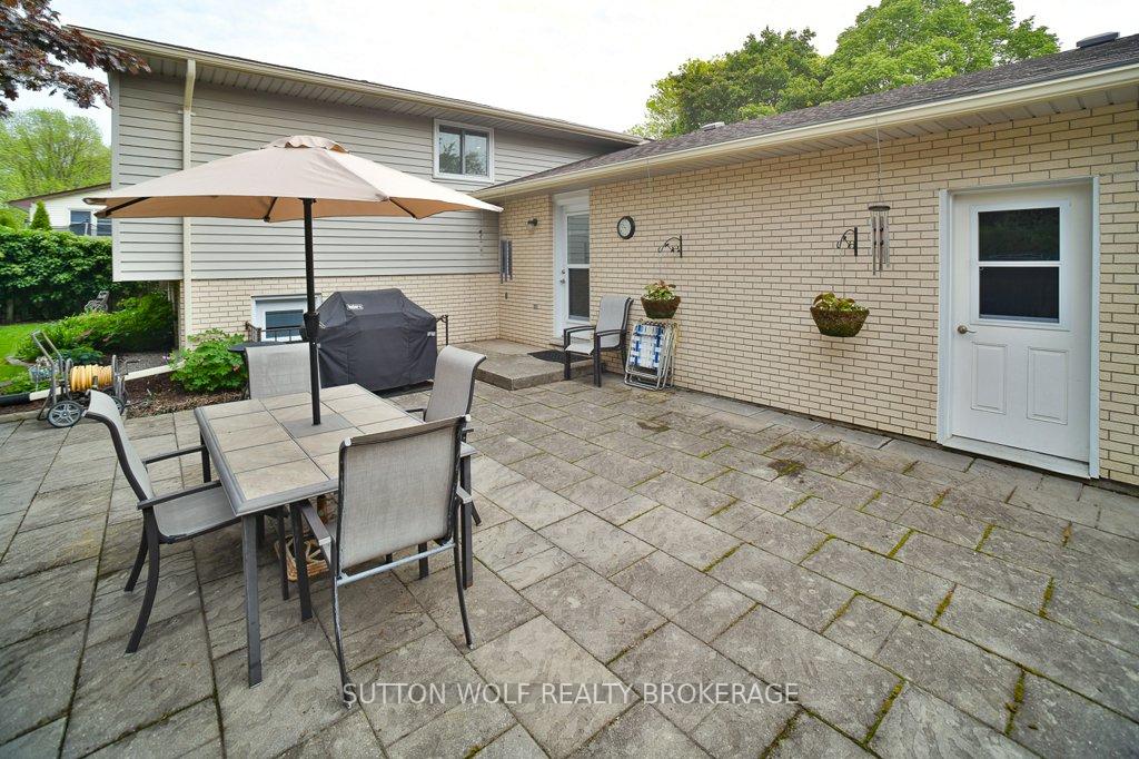 Photo 27 of 234 Riverview Drive, Strathroy-Caradoc, NE — HOMEH