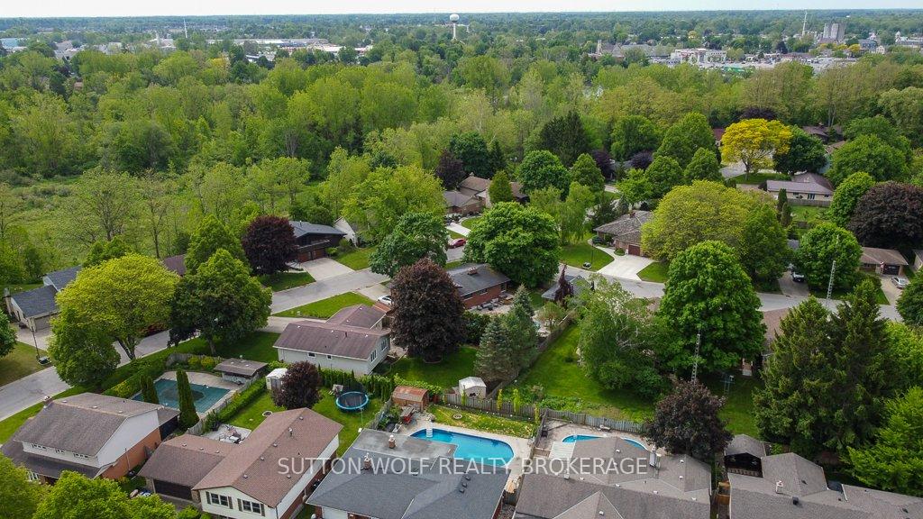 Photo 36 of 234 Riverview Drive, Strathroy-Caradoc, NE — HOMEH