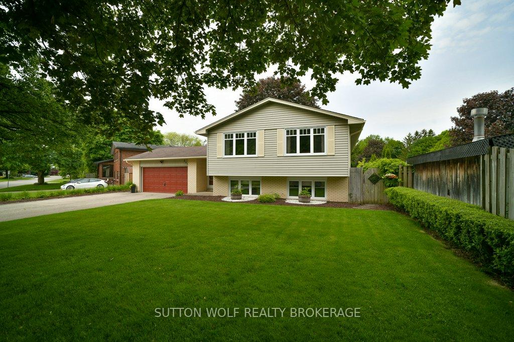 Photo 39 of 234 Riverview Drive, Strathroy-Caradoc, NE — HOMEH