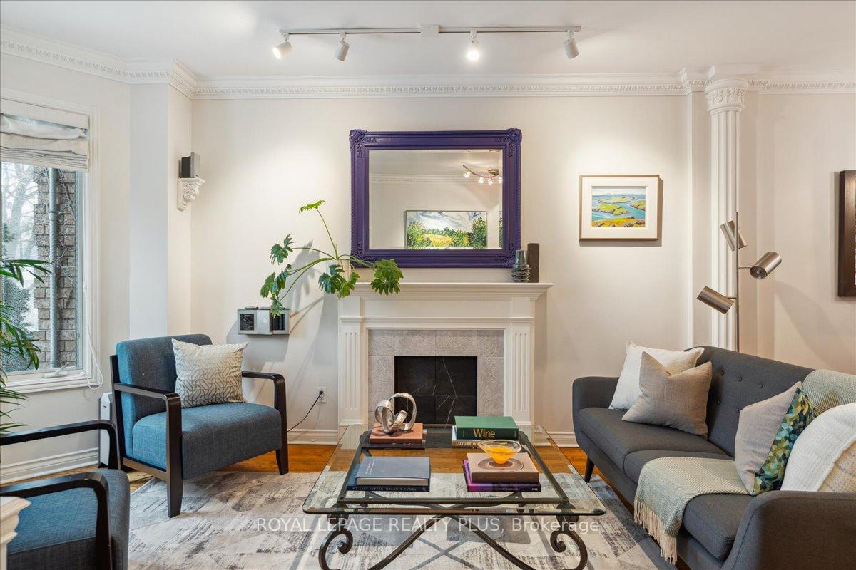 Photo 2 of 138C Euclid Avenue, Toronto, Trinity-Bellwoods — HOMEH