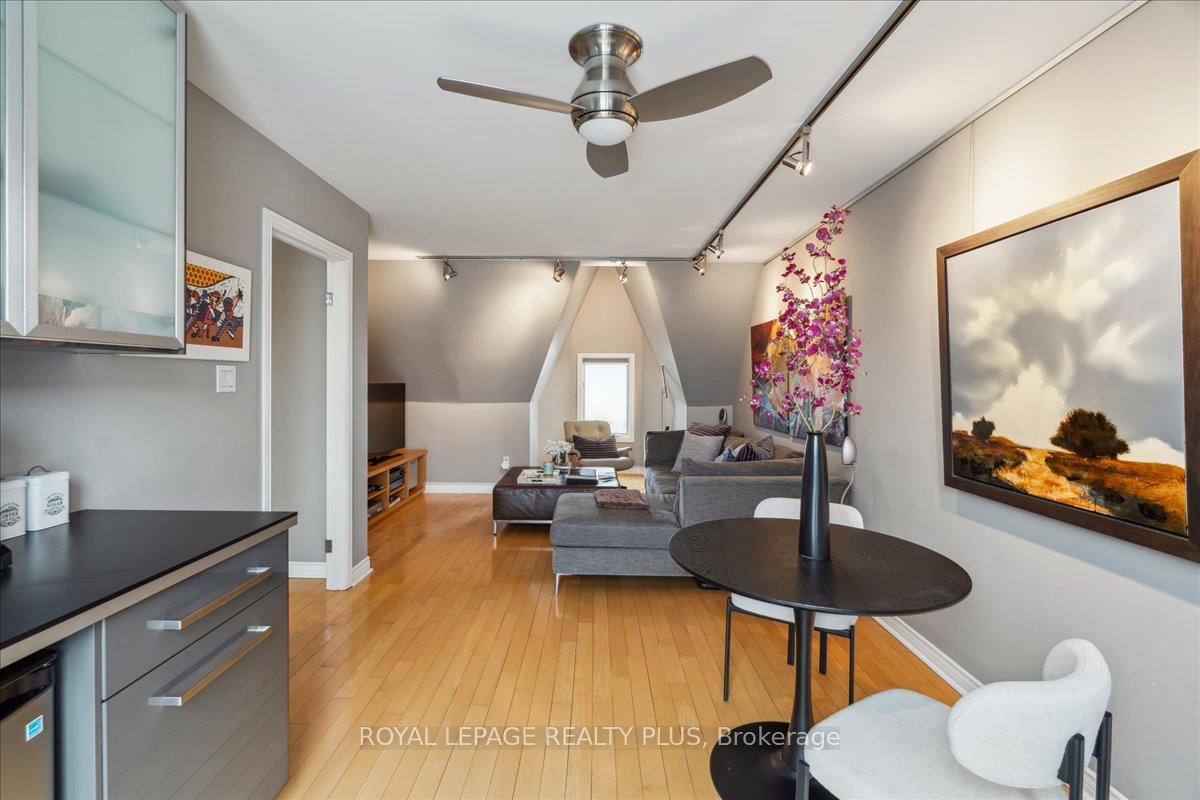 Photo 21 of 138C Euclid Avenue, Toronto, Trinity-Bellwoods — HOMEH
