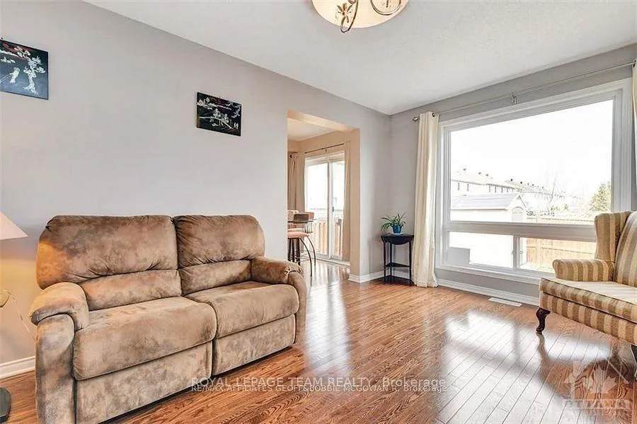 Photo 6 of 1086 Marconi Avenue, Ottawa, Kanata - Morgan's Grant/South March — HOMEH