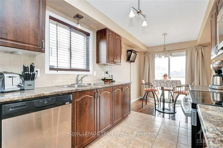 Photo 9 of 1086 Marconi Avenue, Ottawa, Kanata - Morgan's Grant/South March — HOMEH