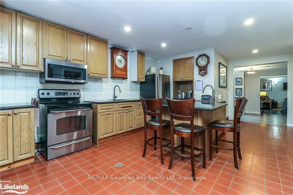 Photo 14 of 392 William Street, Tay, Victoria Harbour — HOMEH