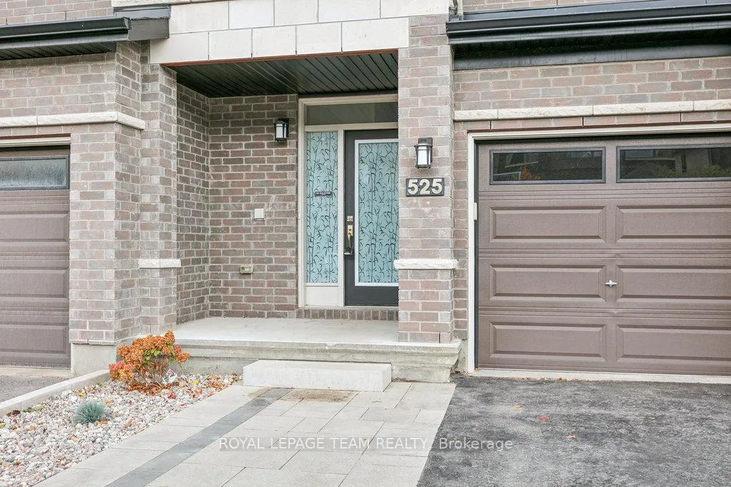 Photo 2 of 525 Rowers Way, Ottawa, Riverside South/Gloucester Glen — HOMEH