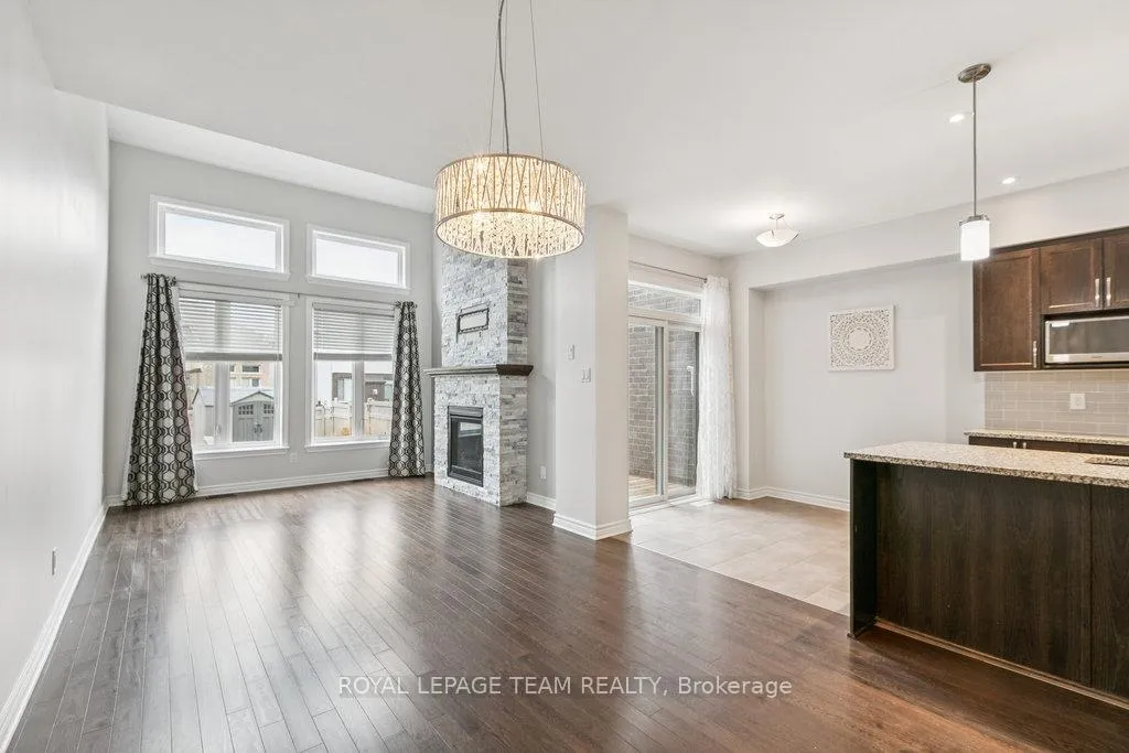 Photo 12 of 525 Rowers Way, Ottawa, Riverside South/Gloucester Glen — HOMEH