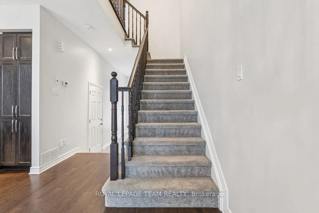 Photo 15 of 525 Rowers Way, Ottawa, Riverside South/Gloucester Glen — HOMEH