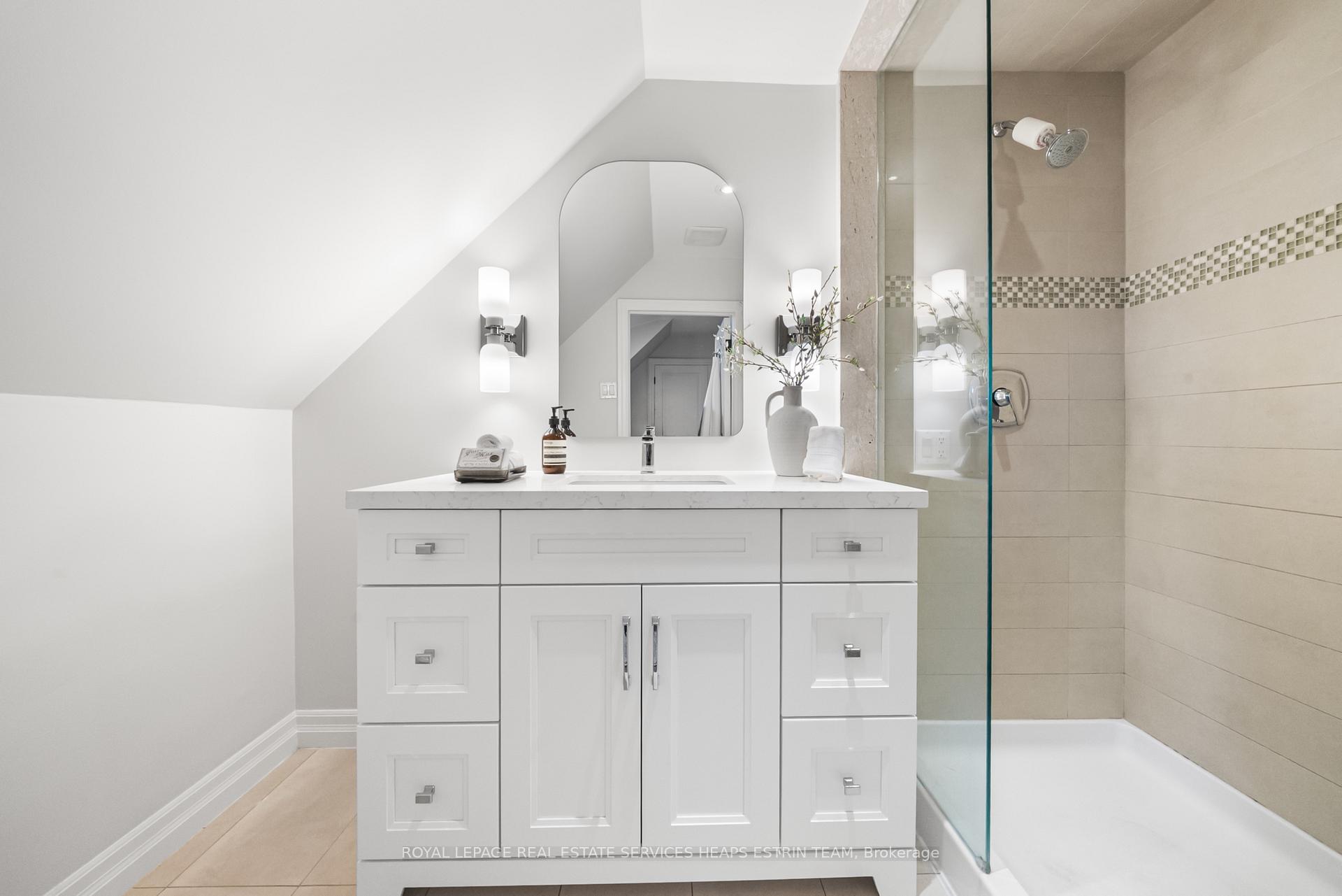 Photo 42 of 3 Hurndale Avenue, Toronto, Playter Estates-Danforth — HOMEH