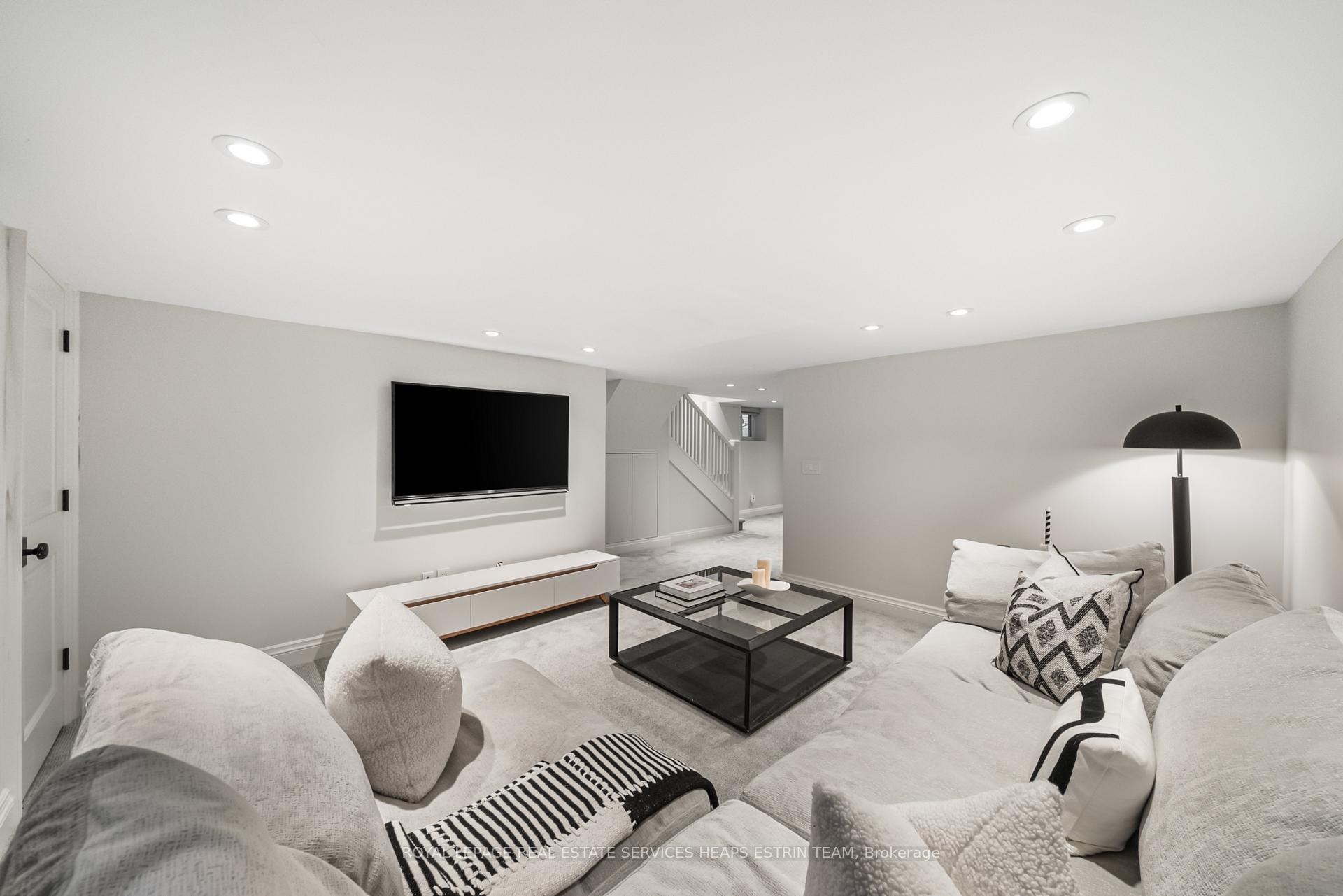 Photo 46 of 3 Hurndale Avenue, Toronto, Playter Estates-Danforth — HOMEH