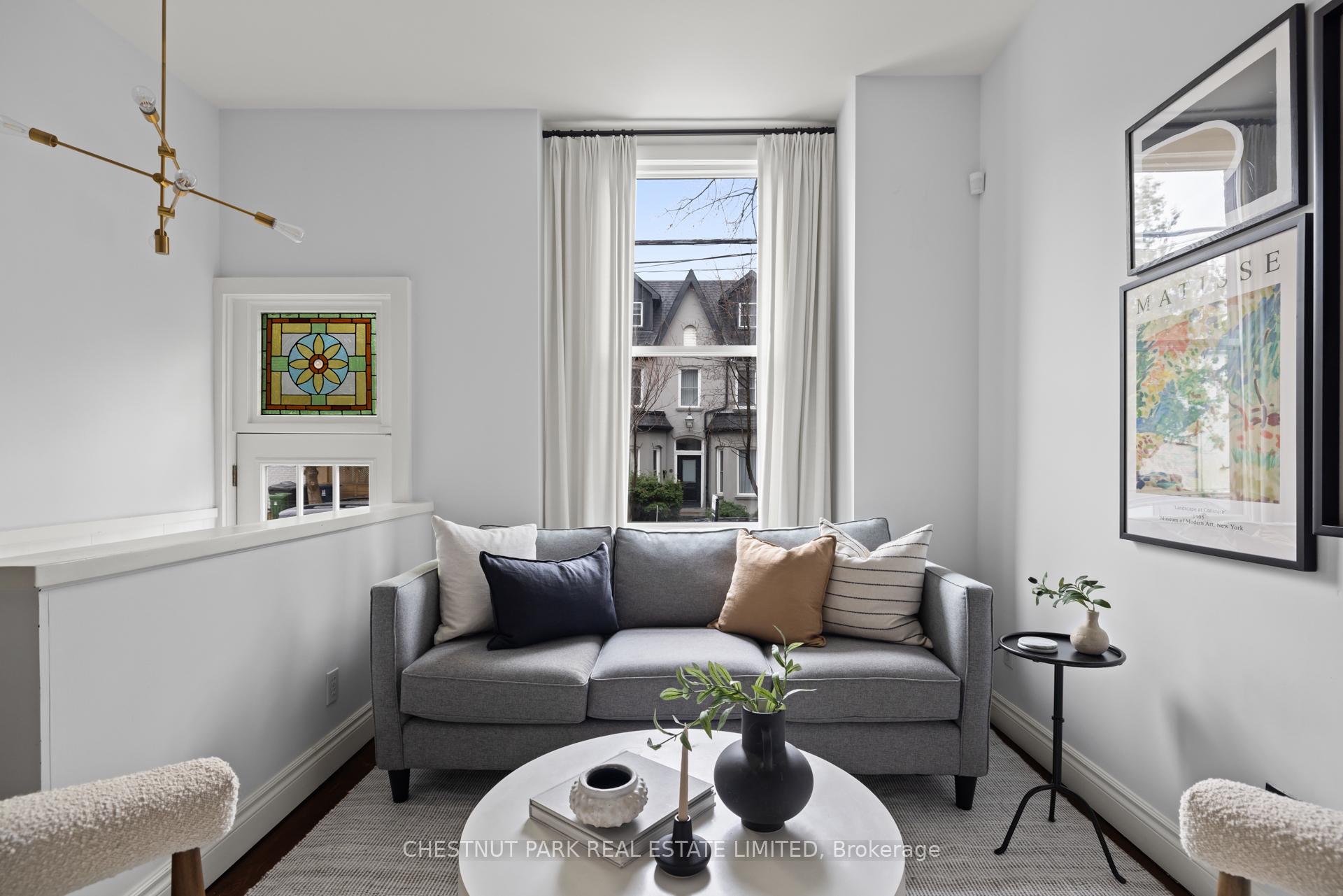 Photo 1 of 632 Wellington Street W, Toronto, Niagara — HOMEH