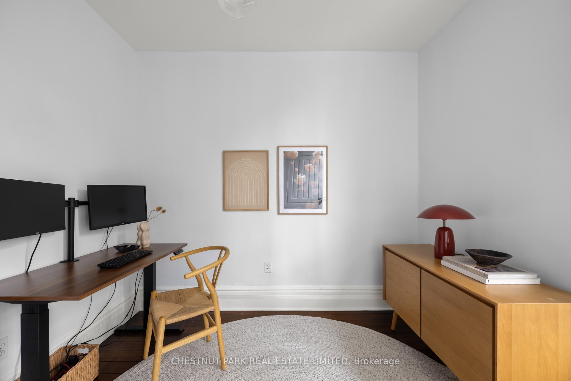 Photo 15 of 632 Wellington Street W, Toronto, Niagara — HOMEH