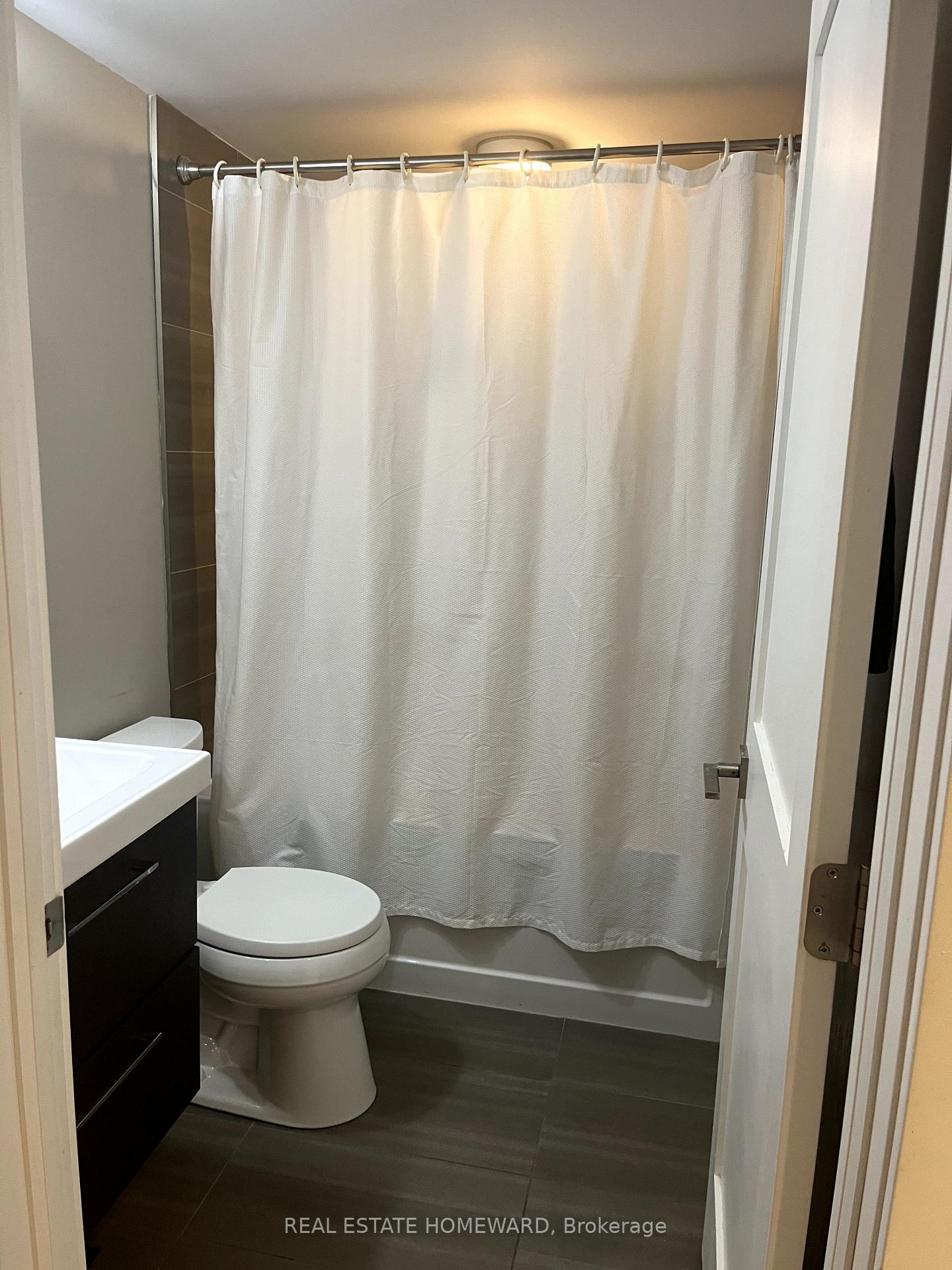 Photo 11 of 69 Roosevelt Road, Toronto, Danforth Village-East York — HOMEH
