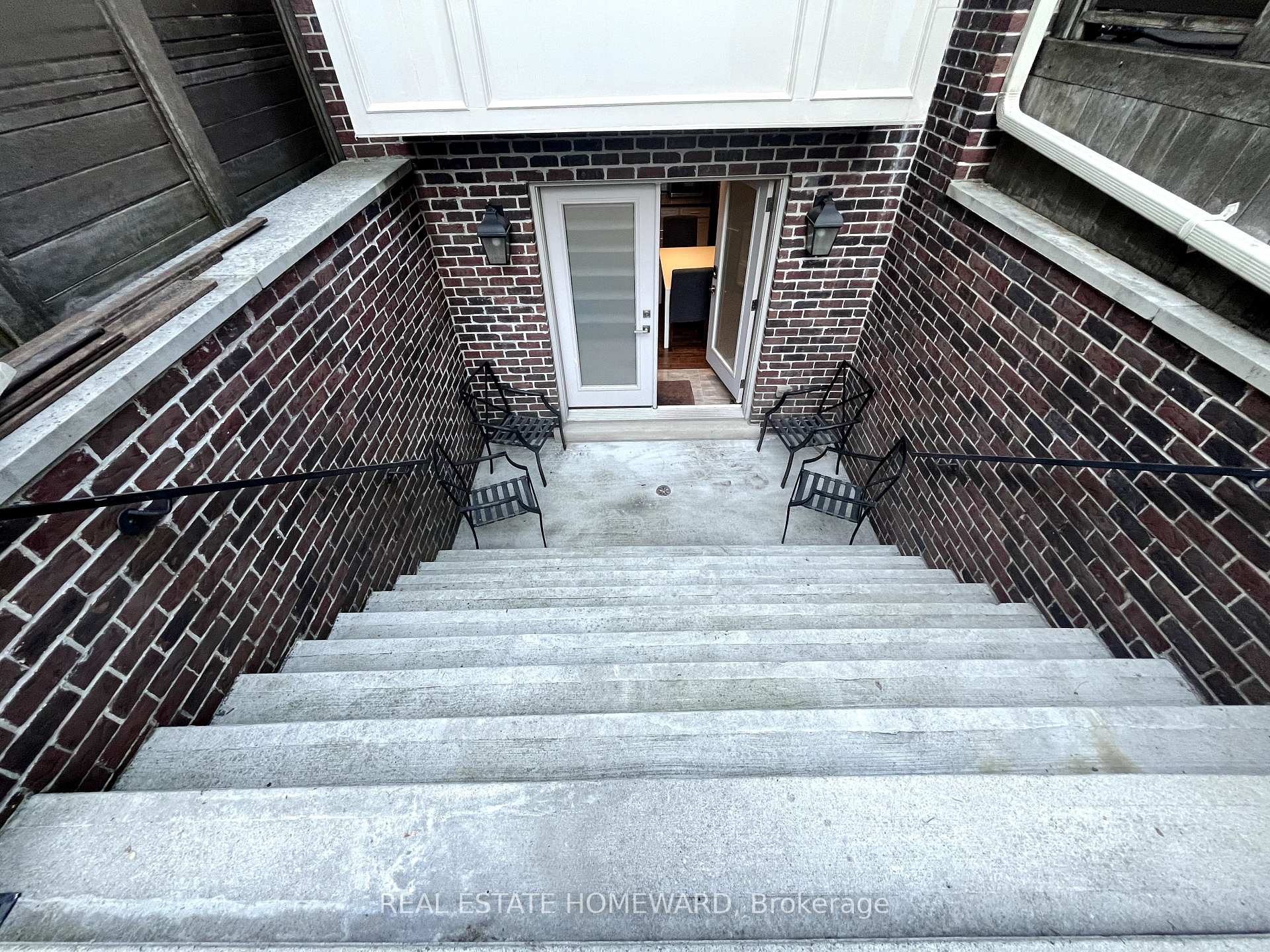 Photo 16 of 69 Roosevelt Road, Toronto, Danforth Village-East York — HOMEH