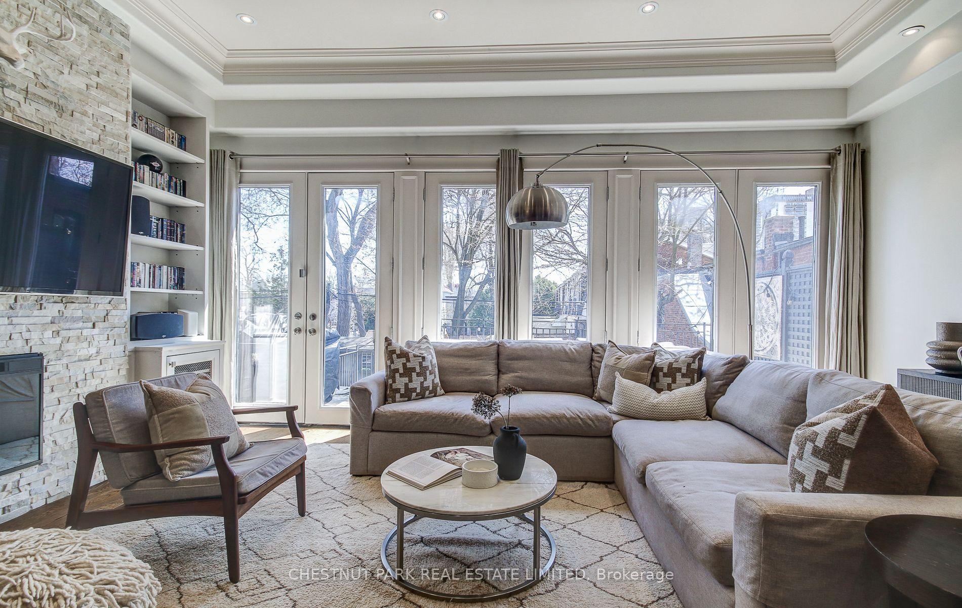 Photo 23 of 249 Sheldrake Boulevard, Toronto, Lawrence Park South — HOMEH