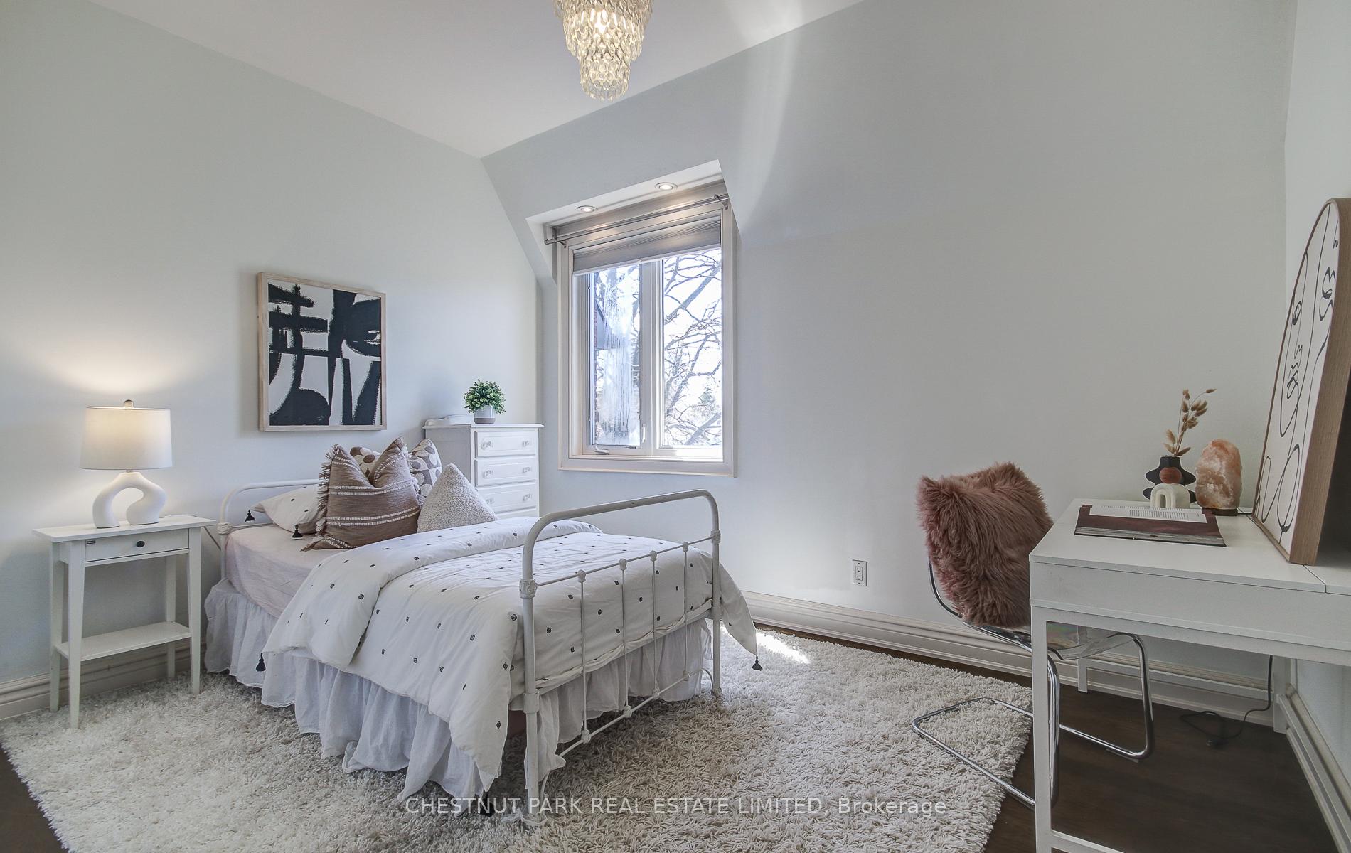 Photo 32 of 249 Sheldrake Boulevard, Toronto, Lawrence Park South — HOMEH