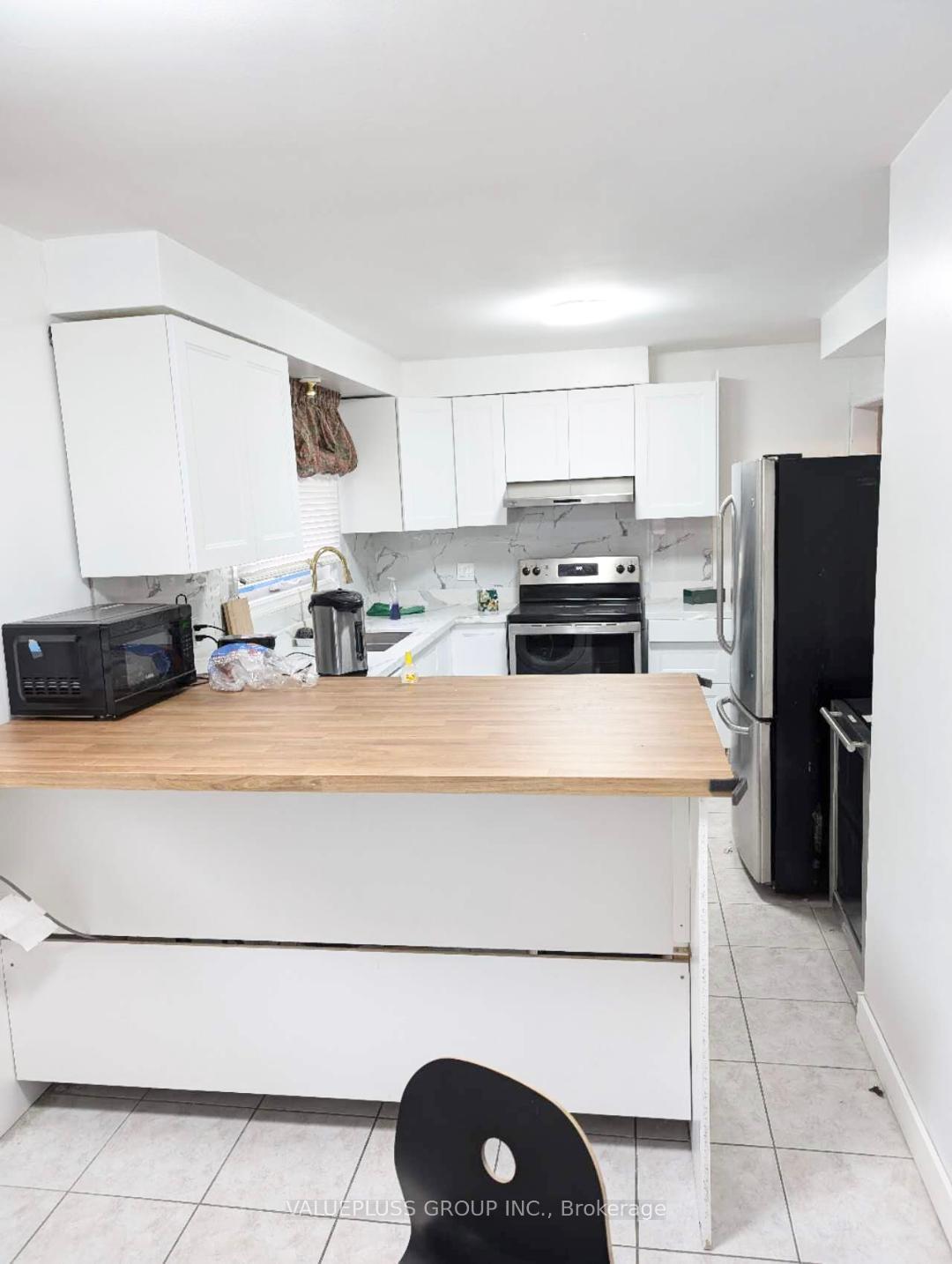 Photo 7 of Unit Main, 72 Corinthian Boulevard, Scarborough, L'Amoreaux — HOMEH