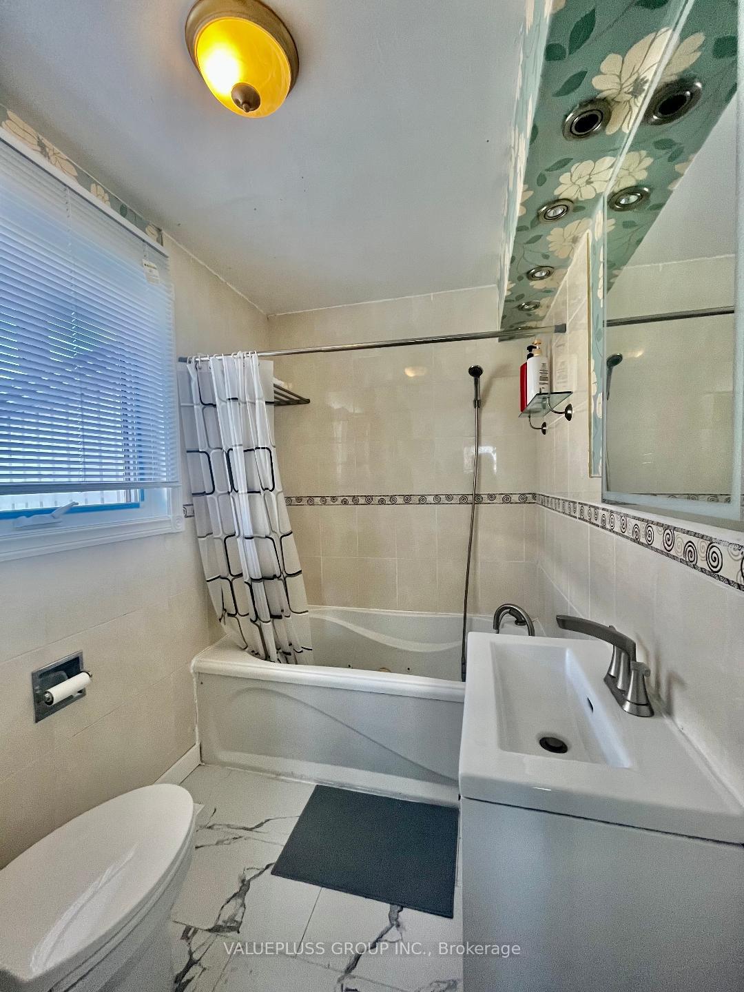Photo 18 of Unit Main, 72 Corinthian Boulevard, Scarborough, L'Amoreaux — HOMEH