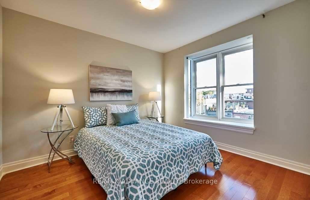 Photo 9 of 7 Strathmore Boulevard, Toronto, Danforth — HOMEH