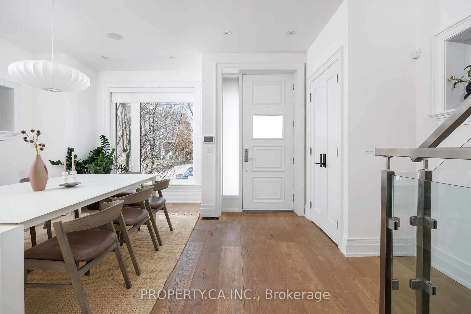 Photo 2 of 129 Fairlawn Avenue, Toronto, Lawrence Park North — HOMEH