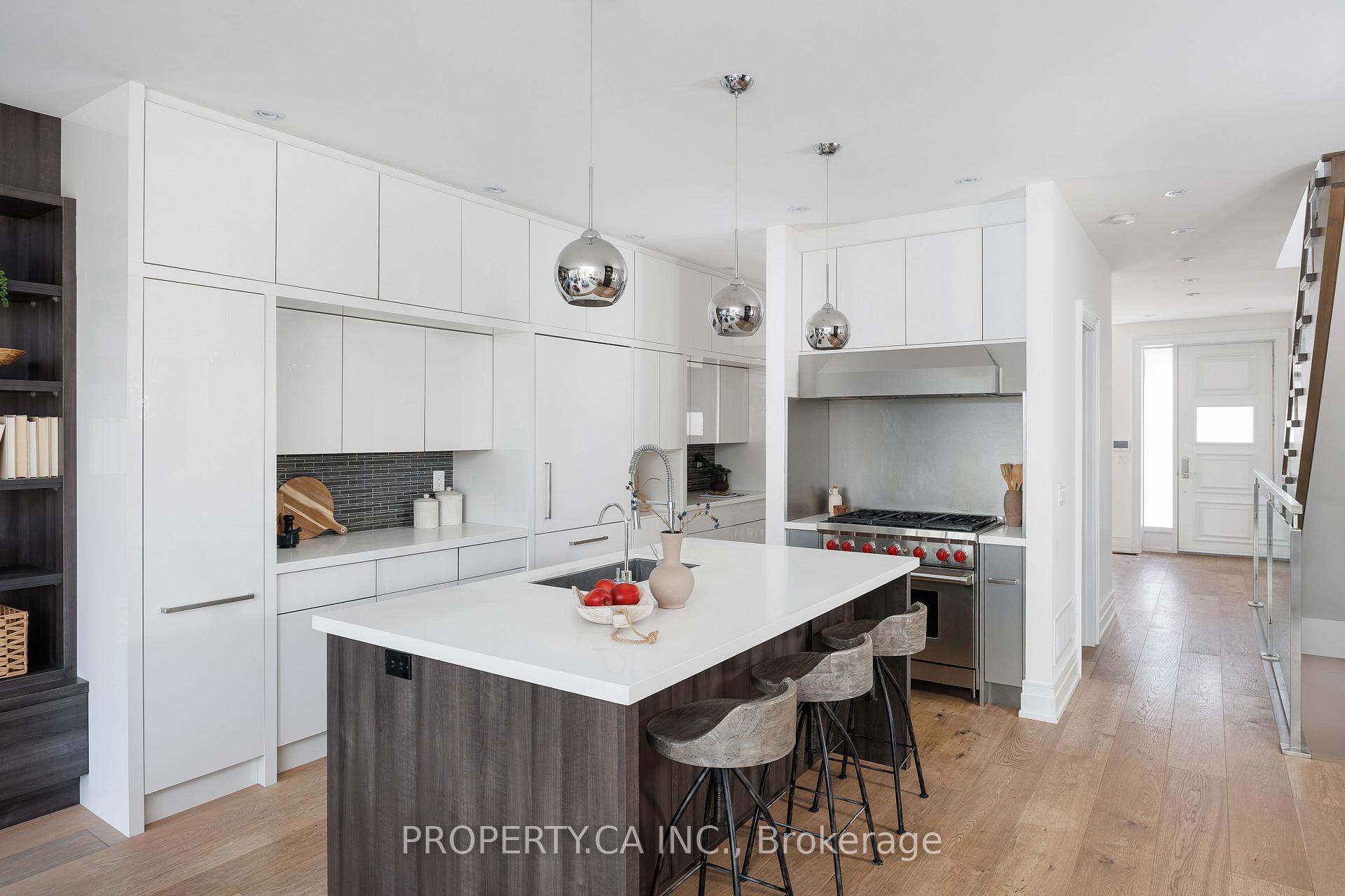 Photo 8 of 129 Fairlawn Avenue, Toronto, Lawrence Park North — HOMEH