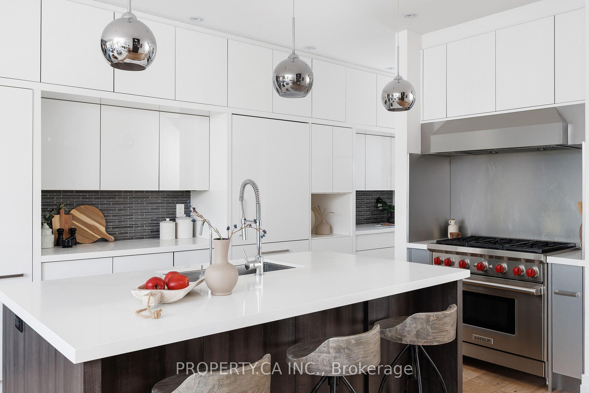 Photo 9 of 129 Fairlawn Avenue, Toronto, Lawrence Park North — HOMEH