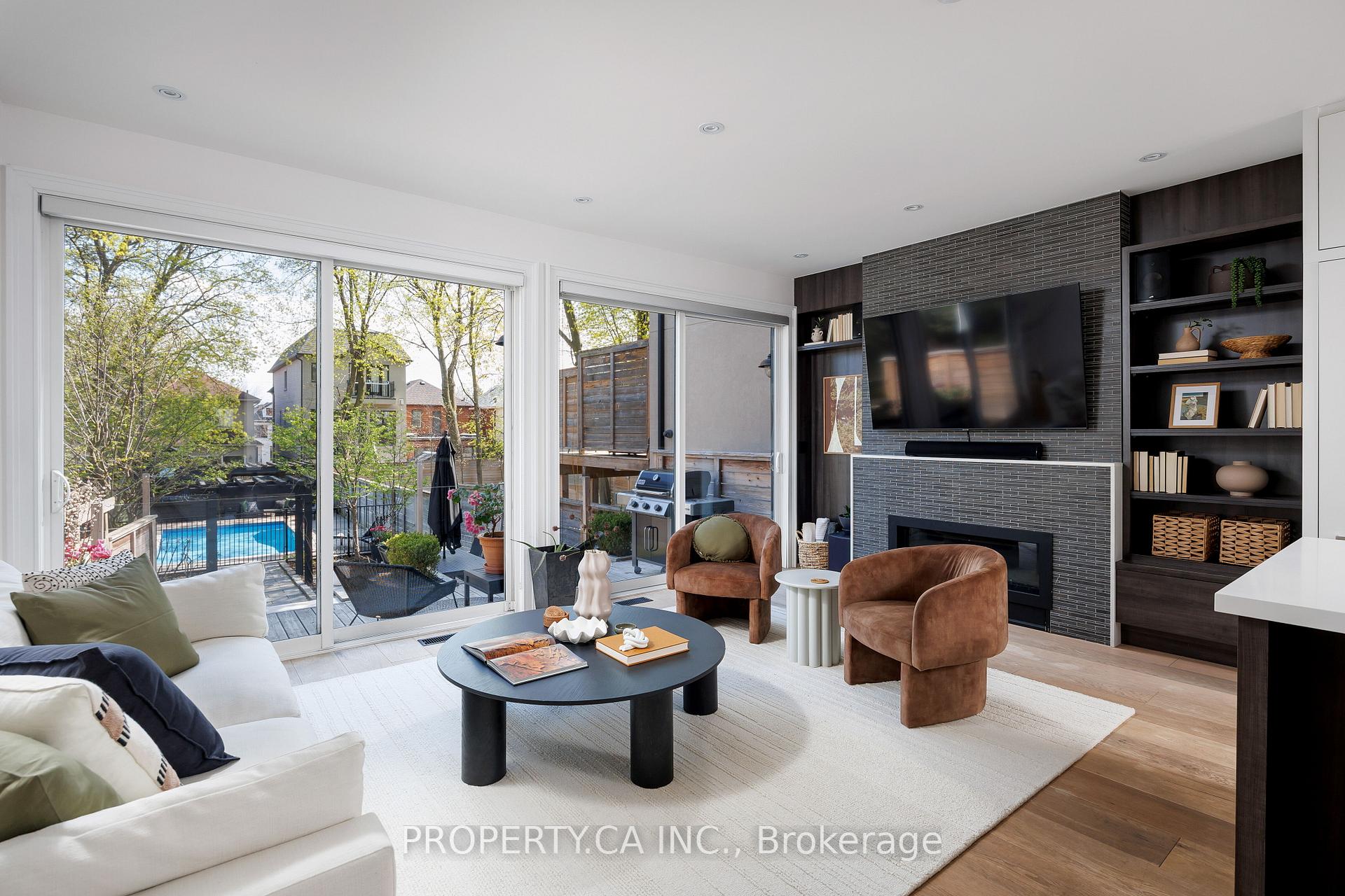 Photo 11 of 129 Fairlawn Avenue, Toronto, Lawrence Park North — HOMEH