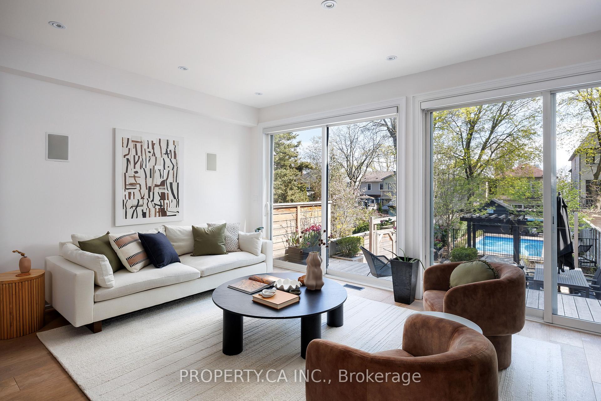 Photo 12 of 129 Fairlawn Avenue, Toronto, Lawrence Park North — HOMEH