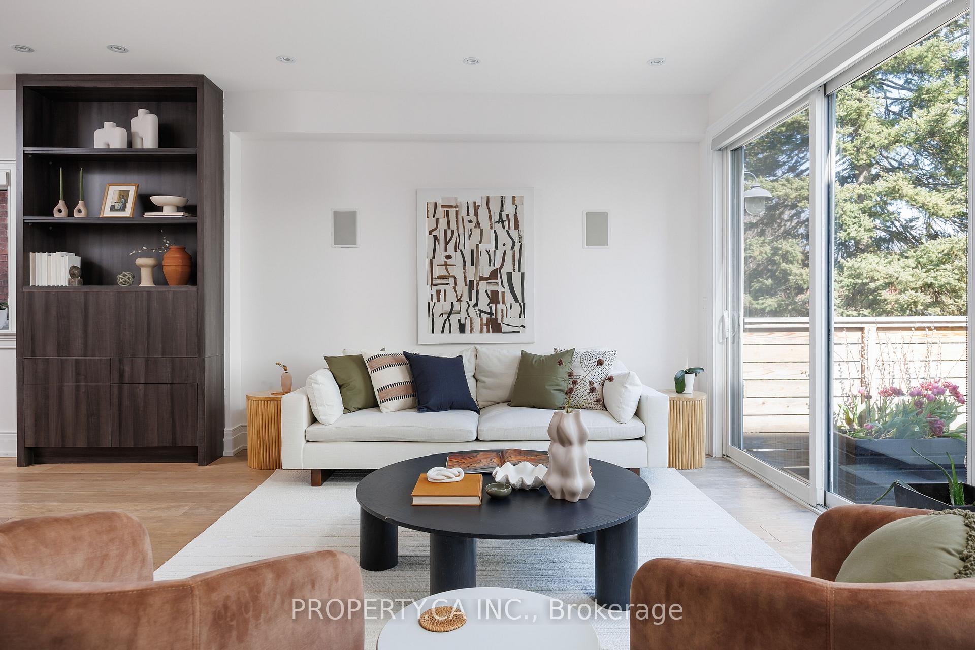 Photo 13 of 129 Fairlawn Avenue, Toronto, Lawrence Park North — HOMEH
