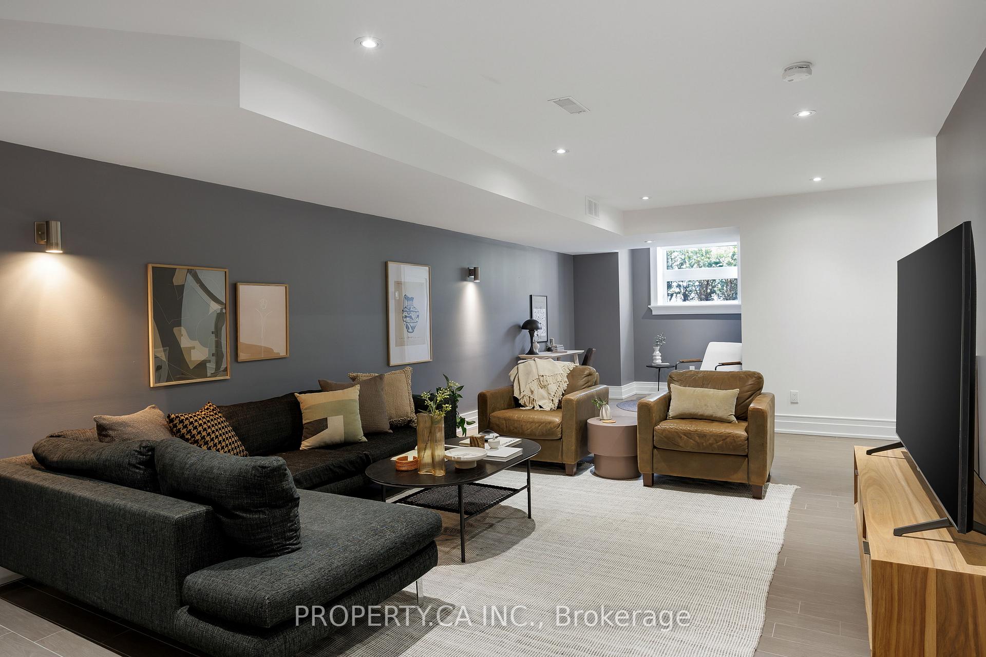 Photo 27 of 129 Fairlawn Avenue, Toronto, Lawrence Park North — HOMEH