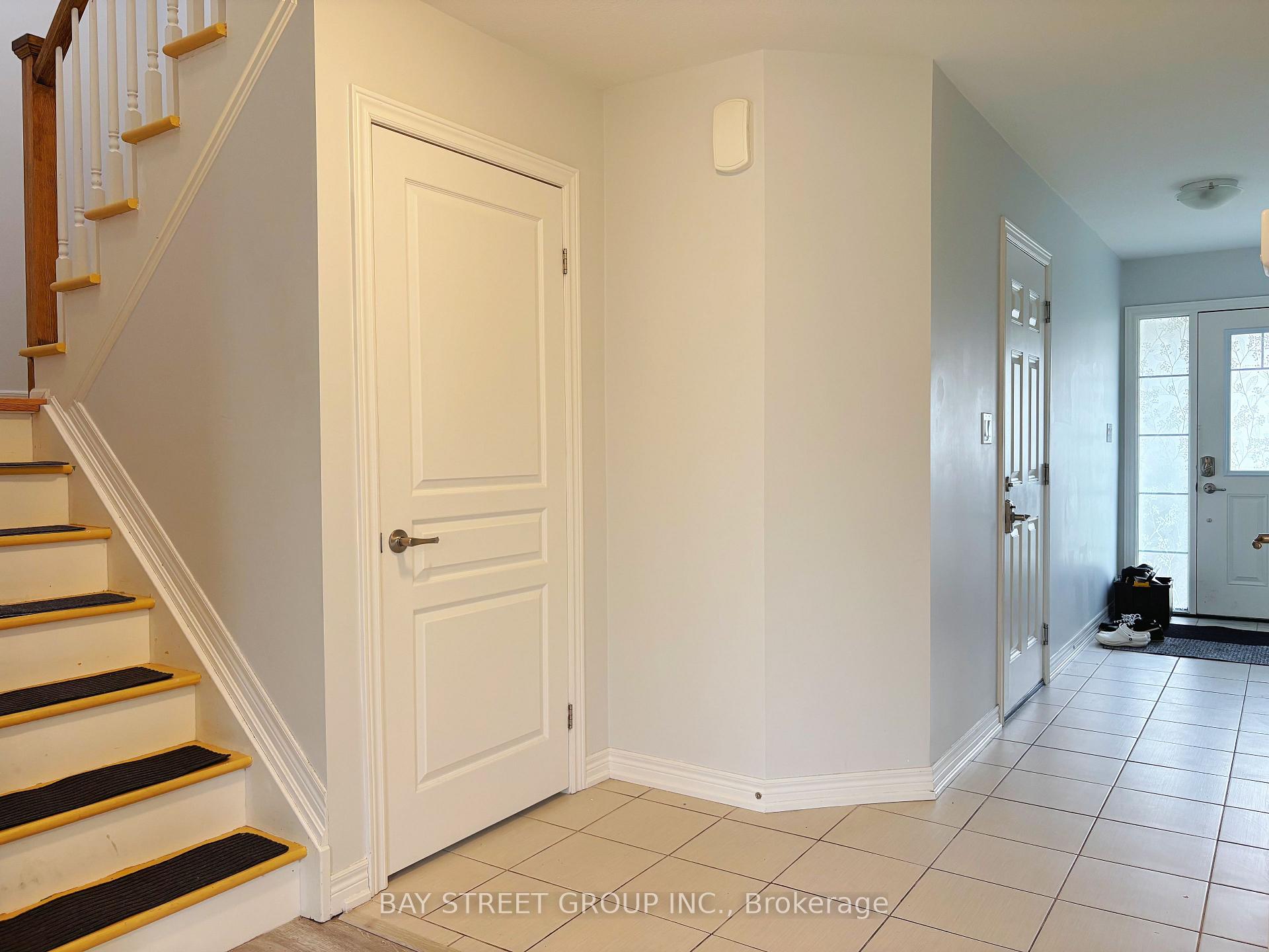 Photo 5 of 22 Elderberry Road, Thorold, Confederation Heights — HOMEH