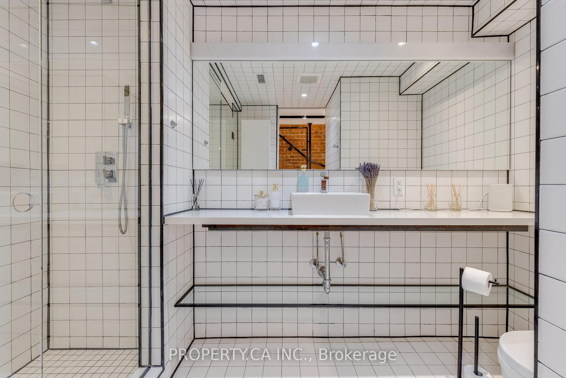 Photo 4 of Unit 1, 64 Dovercourt Road, Toronto, Little Portugal — HOMEH