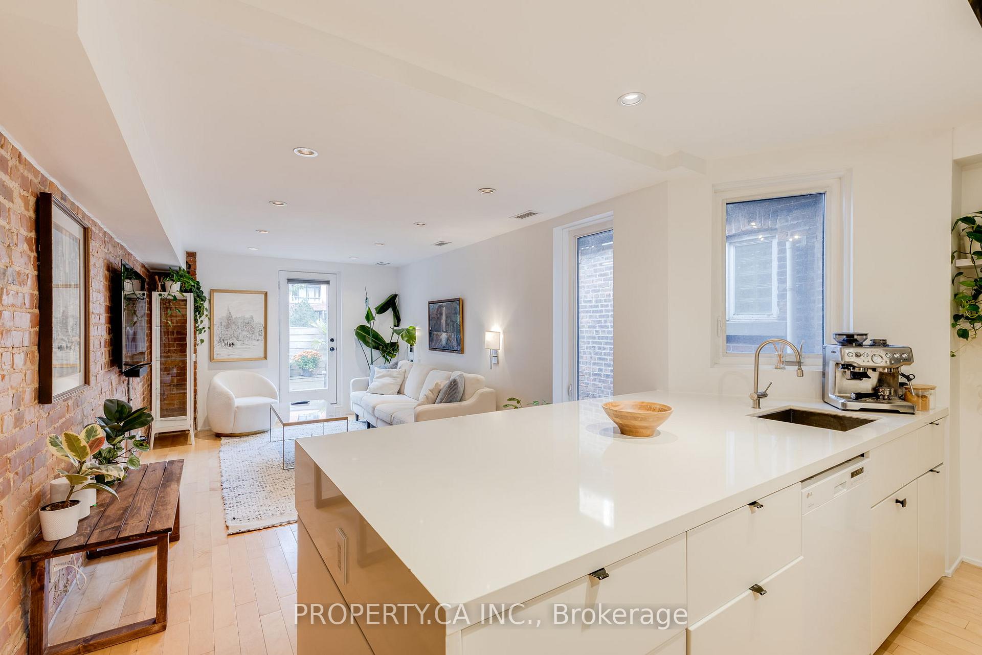 Photo 14 of Unit 1, 64 Dovercourt Road, Toronto, Little Portugal — HOMEH