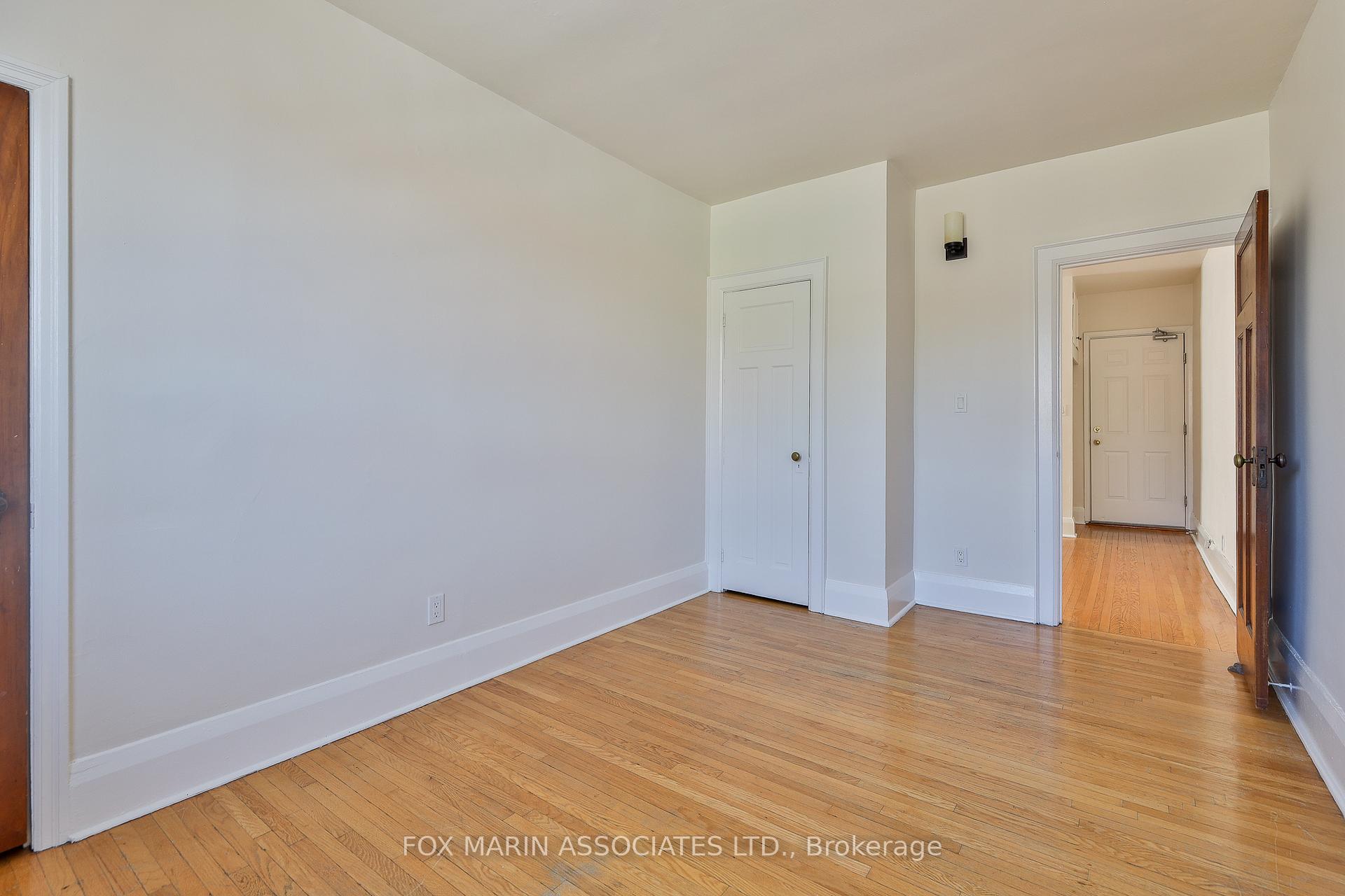 Photo 22 of 1215 Woodbine Avenue, Toronto, Woodbine-Lumsden — HOMEH