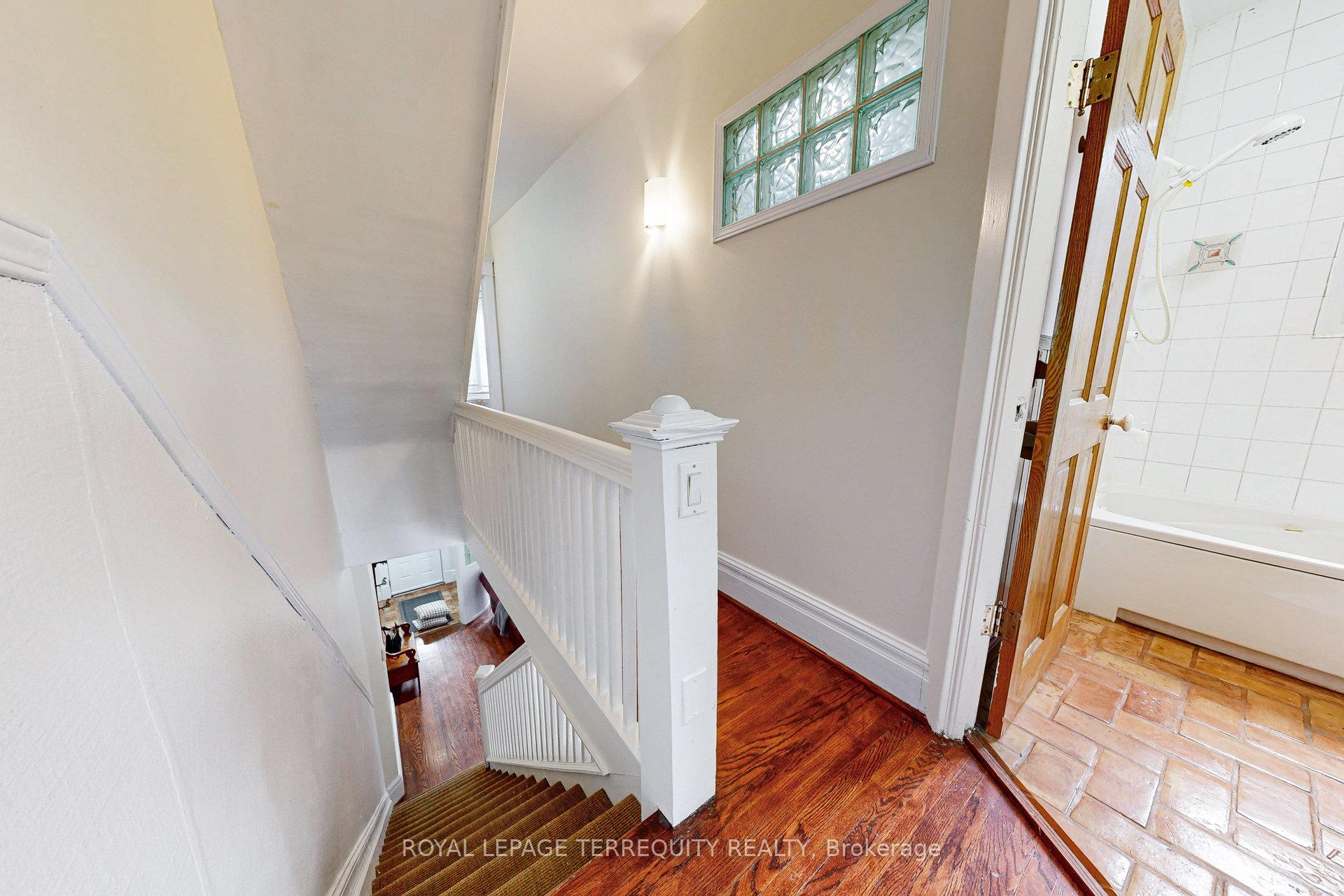 Photo 12 of 40 Strathcona Avenue, Toronto, North Riverdale — HOMEH