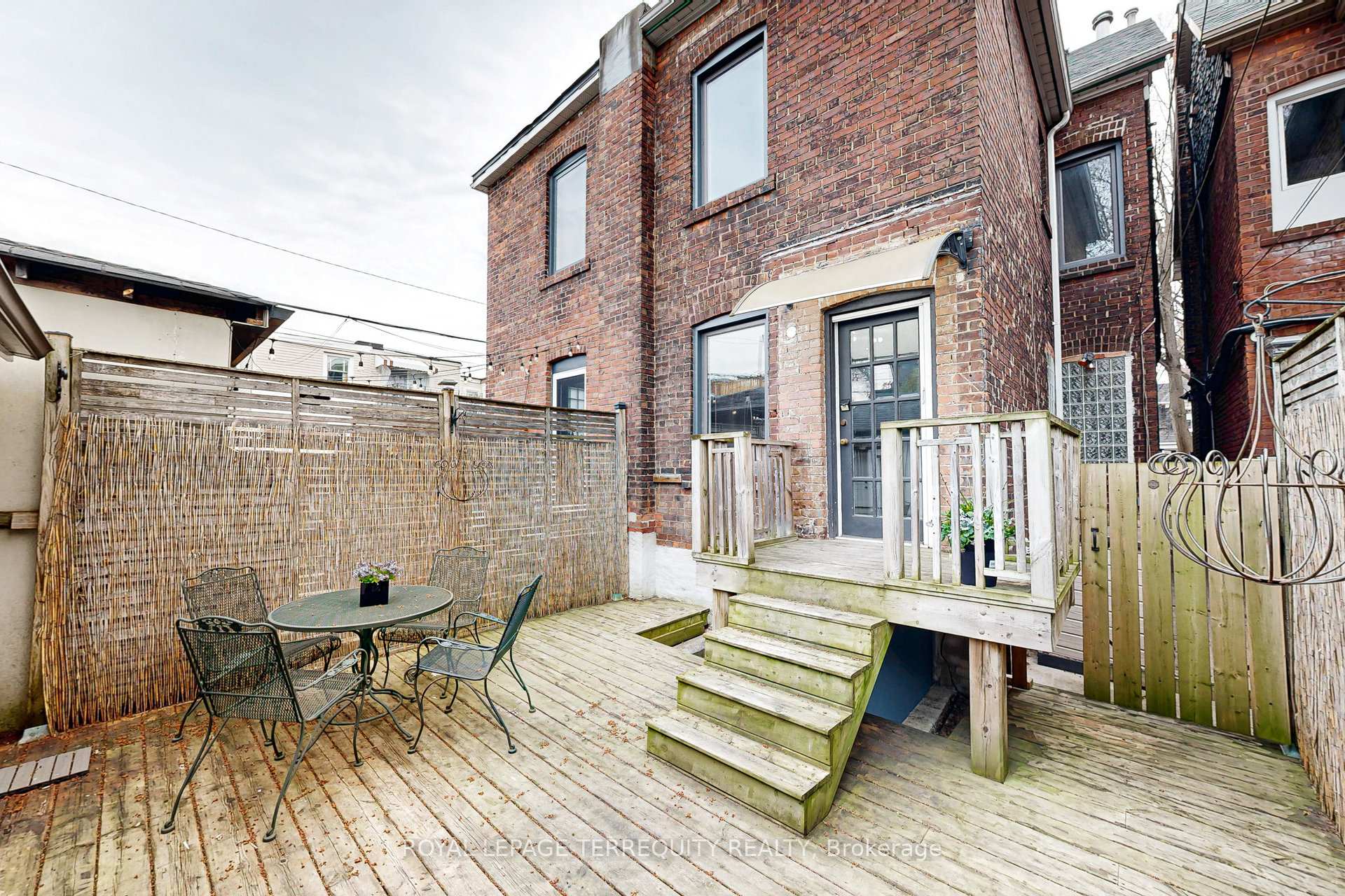 Photo 33 of 40 Strathcona Avenue, Toronto, North Riverdale — HOMEH