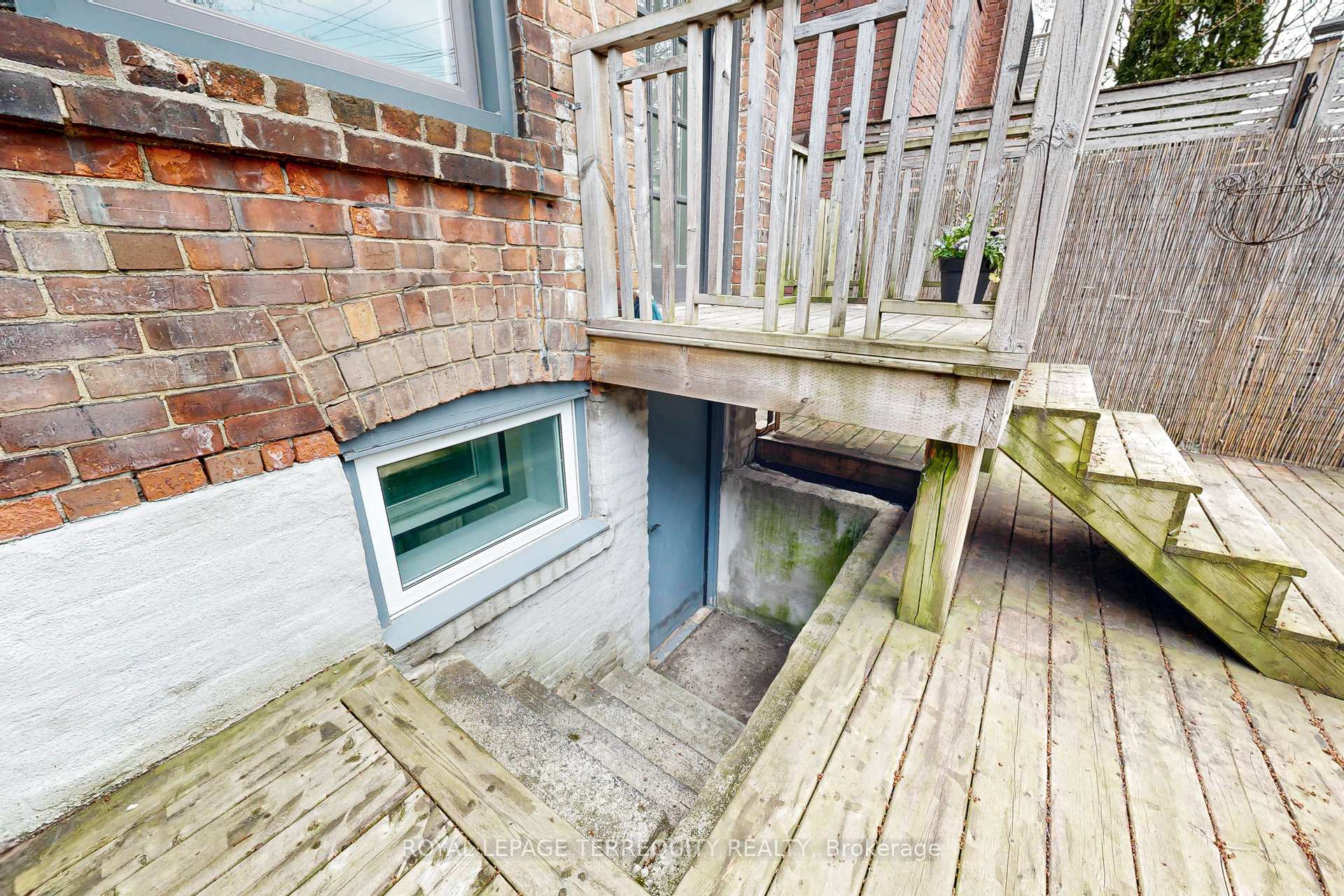 Photo 35 of 40 Strathcona Avenue, Toronto, North Riverdale — HOMEH