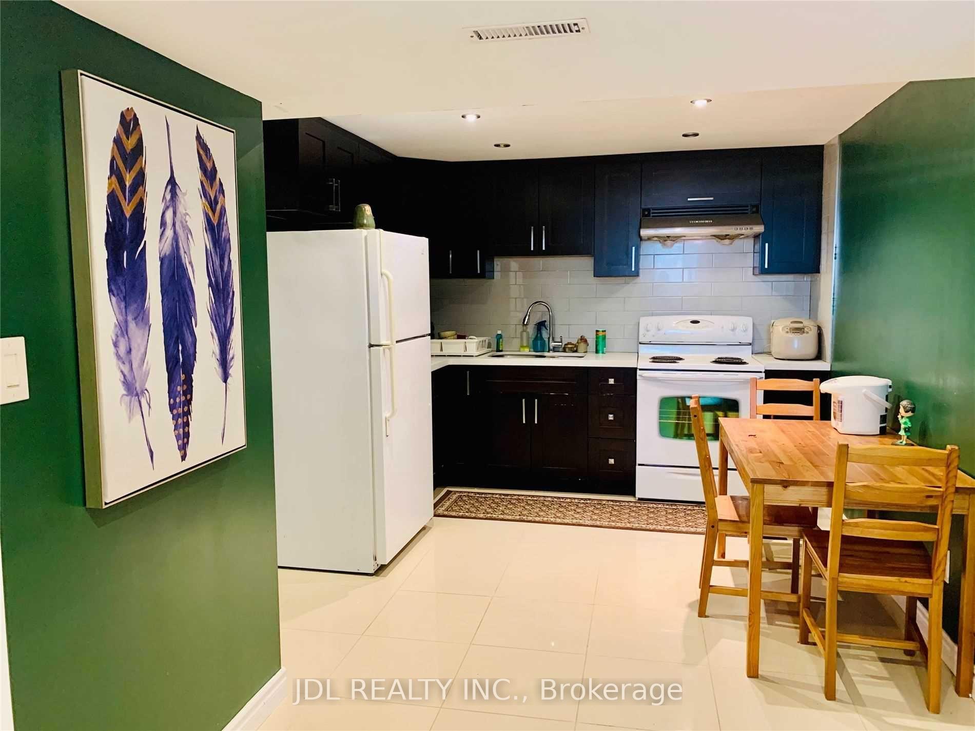 Photo 2 of Unit BSMT, 36 Dunmurray Boulevard, Scarborough, Tam O'Shanter-Sullivan — HOMEH