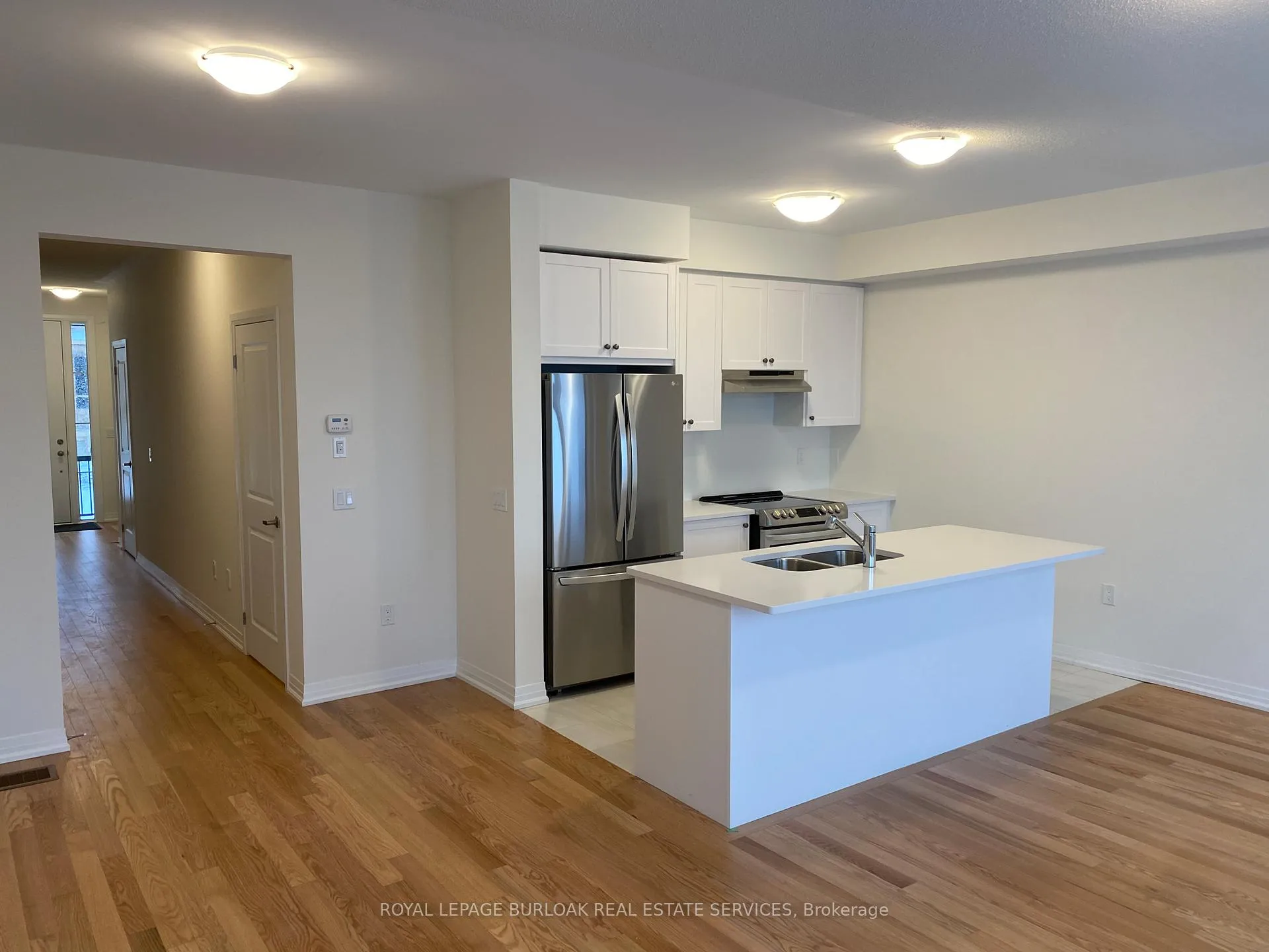 Photo 6 of 70 Freedom Crescent, Hamilton, Airport Employment Area — HOMEH